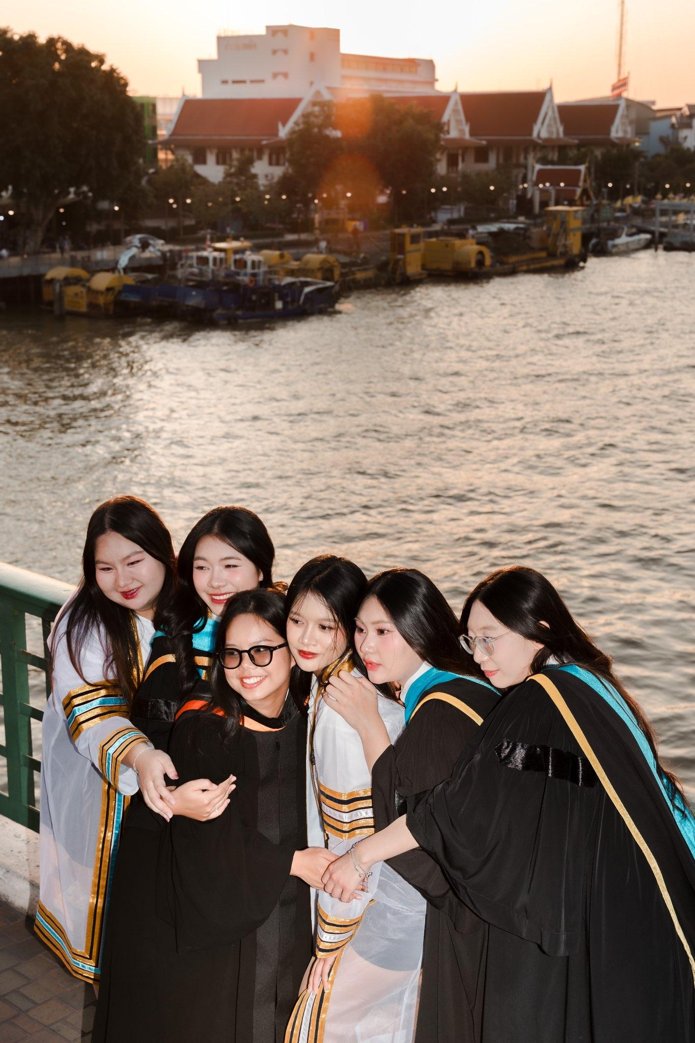ผลงานรับปริญญา โดย PHOTO Hengหาช่างภาพ ภาพที่ 15