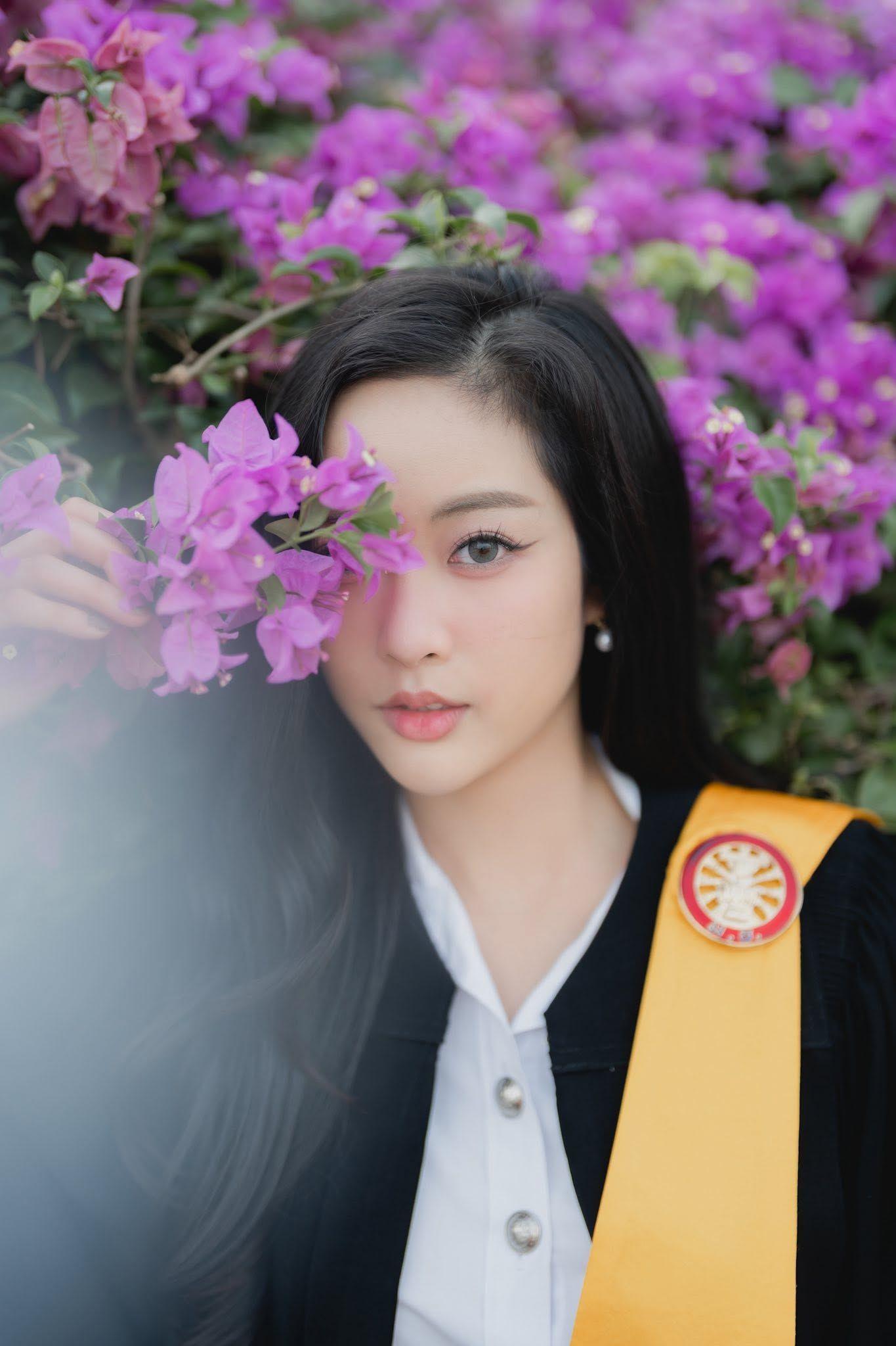 ผลงานรับปริญญา มหาวิทยาลัยธรรมศาสตร์ โดย JJ.Buddy Photographer ภาพที่ 1