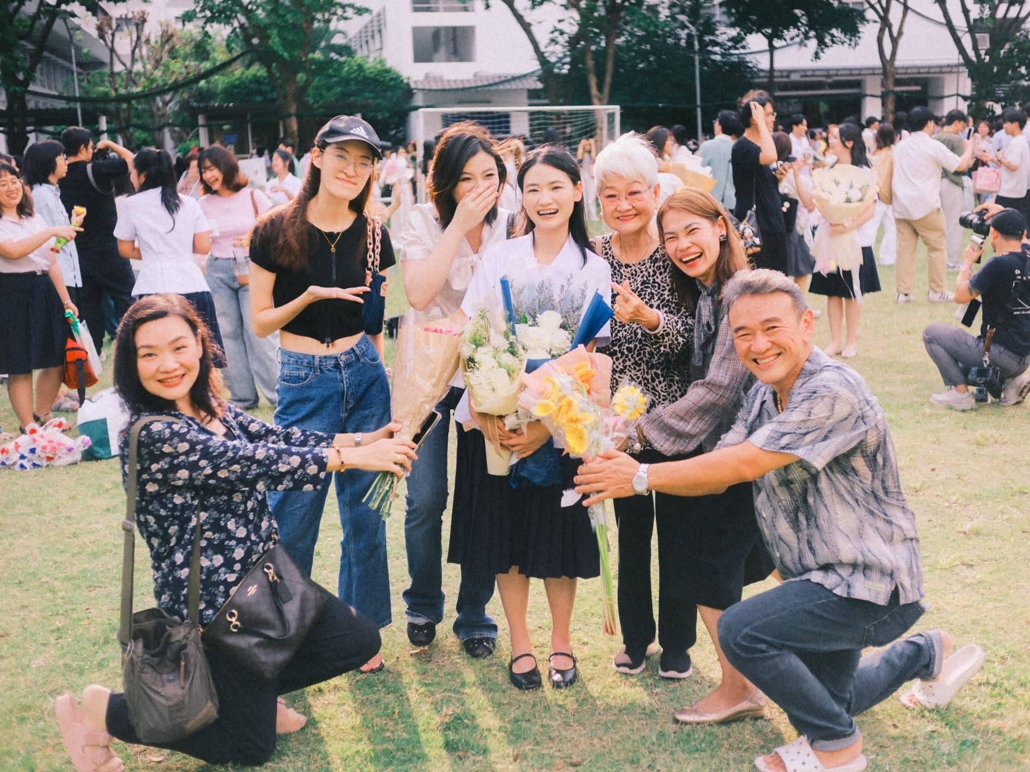 ผลงานรับปริญญา จุฬาลงกรณ์มหาวิทยาลัย โดย riz ภาพที่ 11