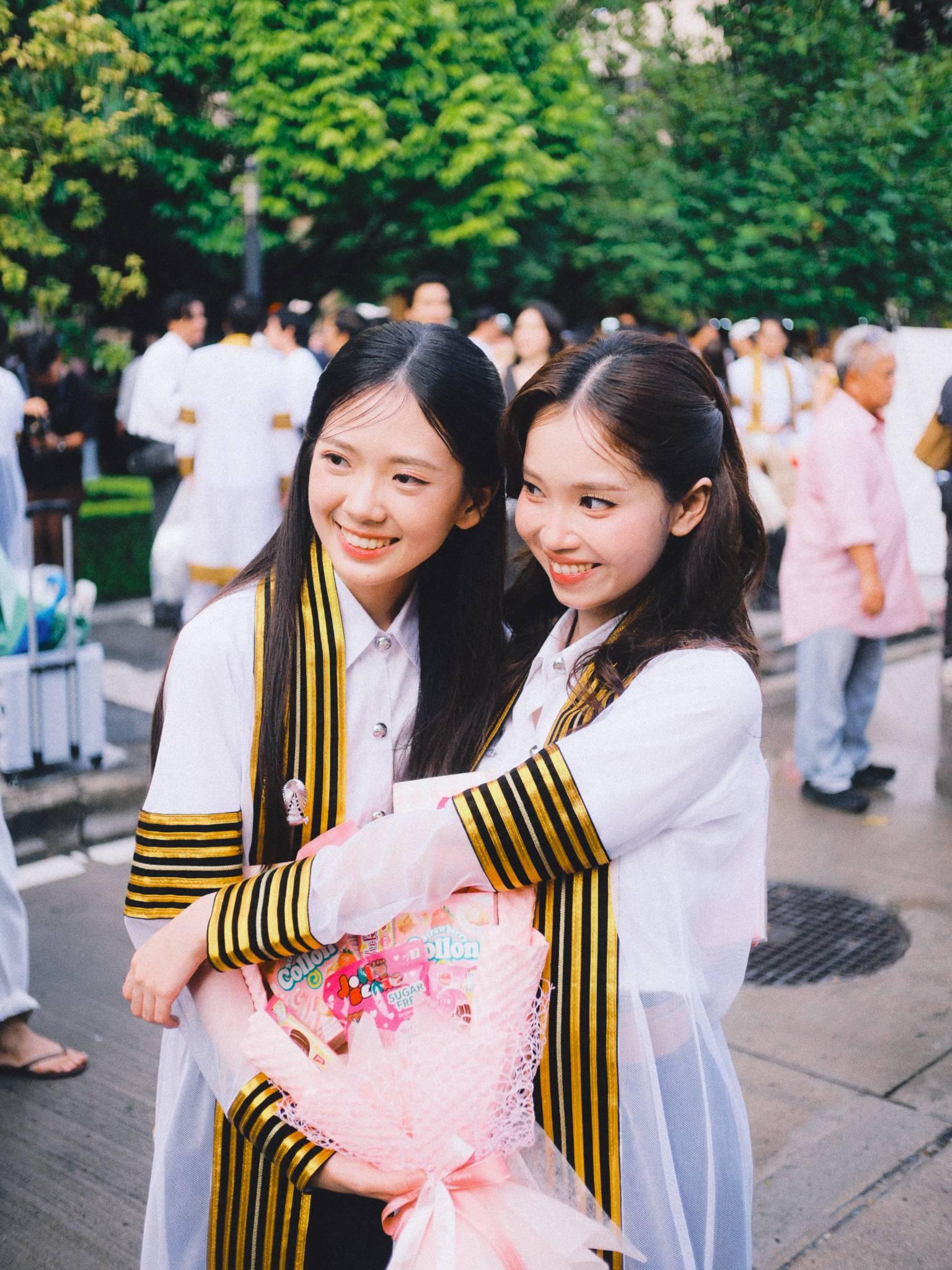 ผลงานรับปริญญา จุฬาลงกรณ์มหาวิทยาลัย โดย riz ภาพที่ 7