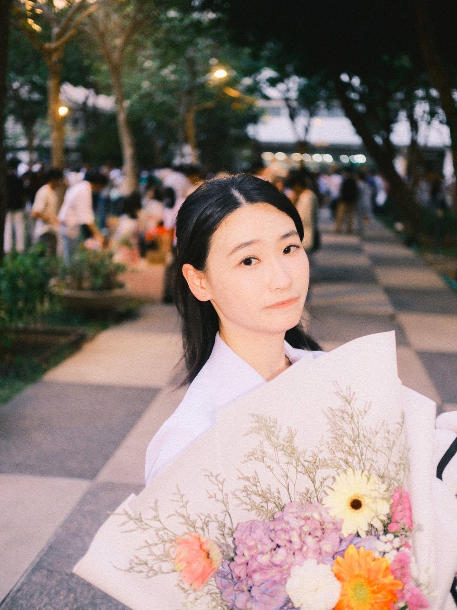 ผลงานรับปริญญา จุฬาลงกรณ์มหาวิทยาลัย โดย riz ภาพที่ 7
