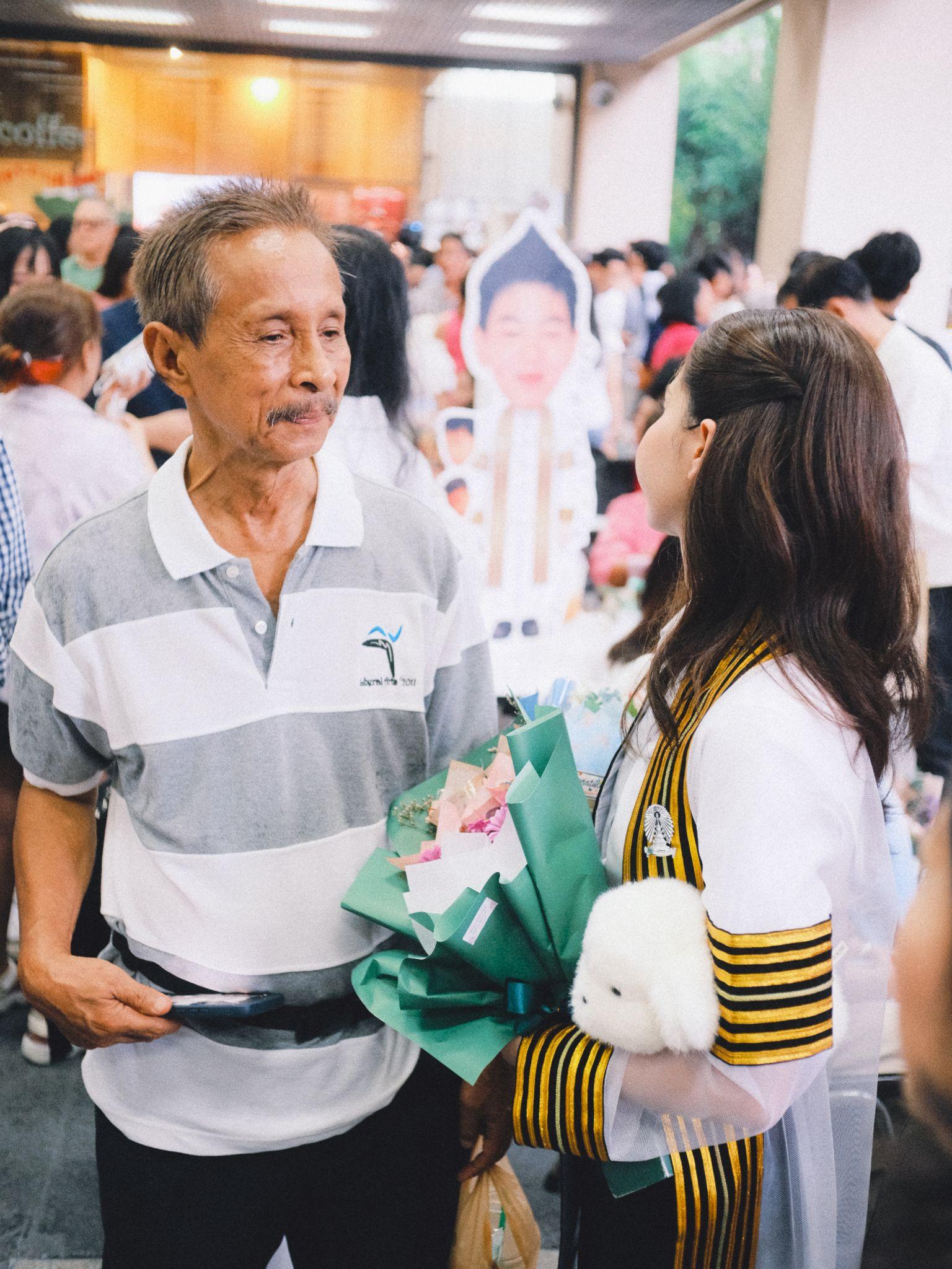 ผลงานรับปริญญา จุฬาลงกรณ์มหาวิทยาลัย โดย riz ภาพที่ 2
