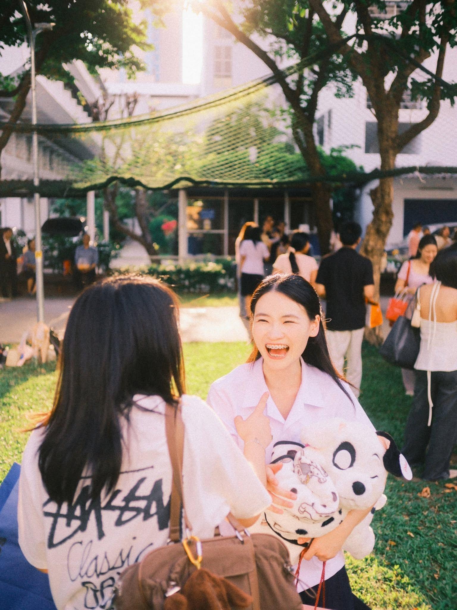 ผลงานรับปริญญา จุฬาลงกรณ์มหาวิทยาลัย โดย riz ภาพที่ 13