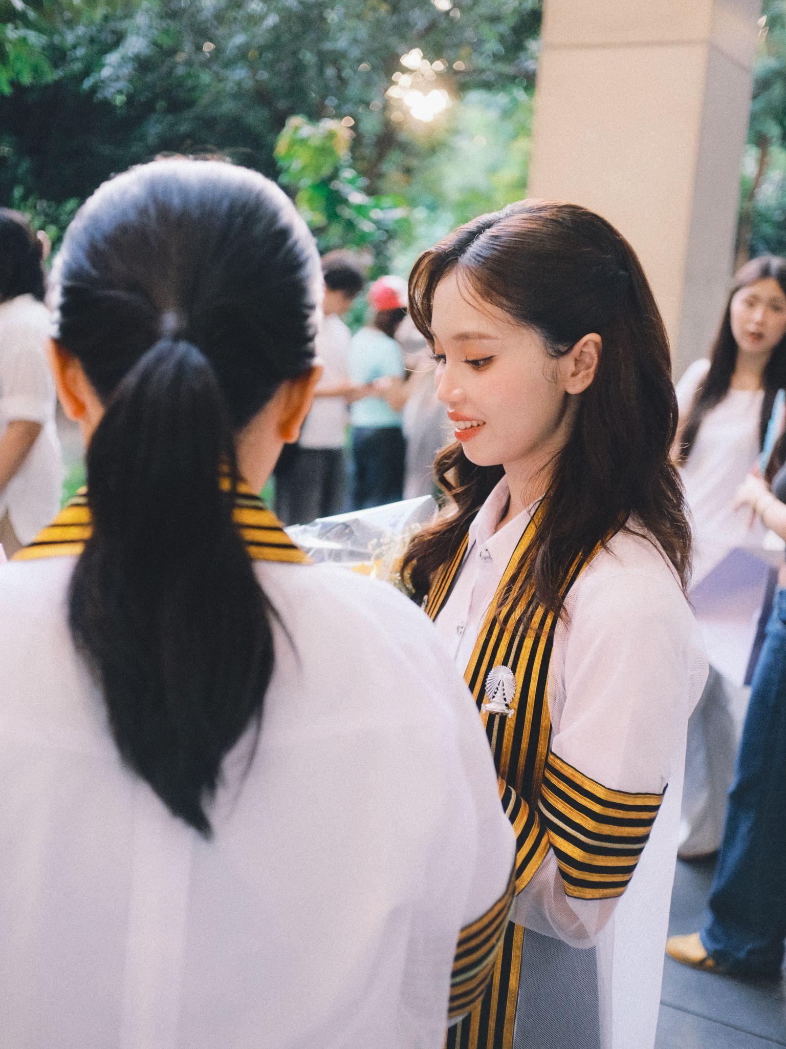 ผลงานรับปริญญา จุฬาลงกรณ์มหาวิทยาลัย โดย riz ภาพที่ 9