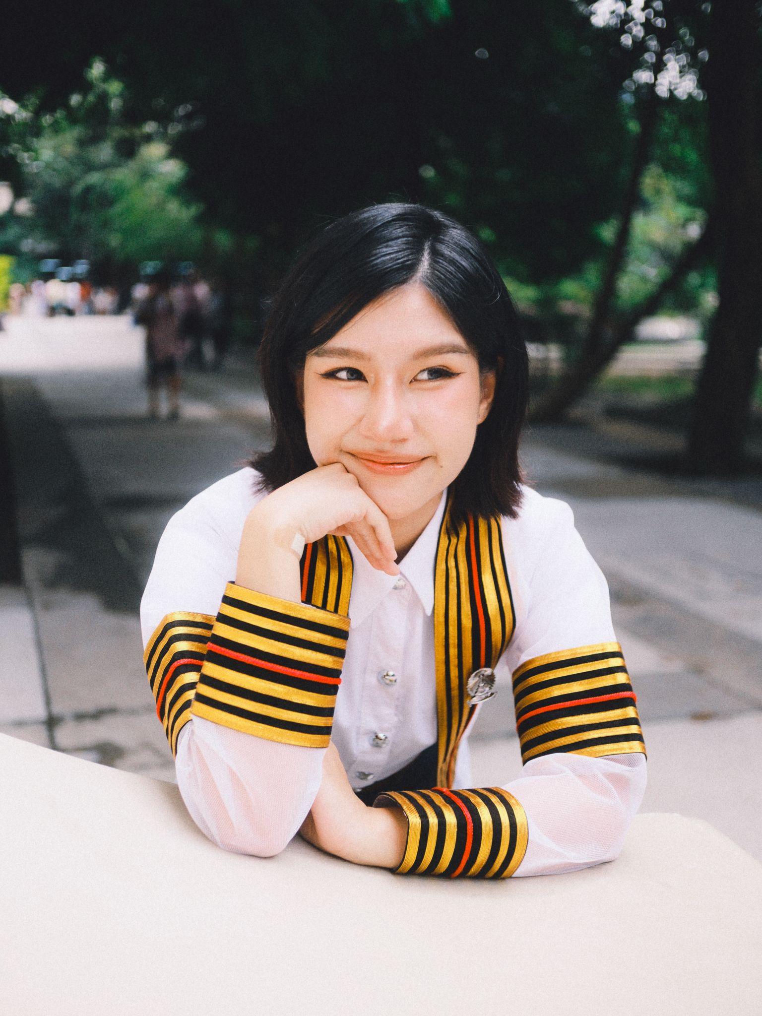 ผลงานรับปริญญา จุฬาลงกรณ์มหาวิทยาลัย โดย riz ภาพที่ 2