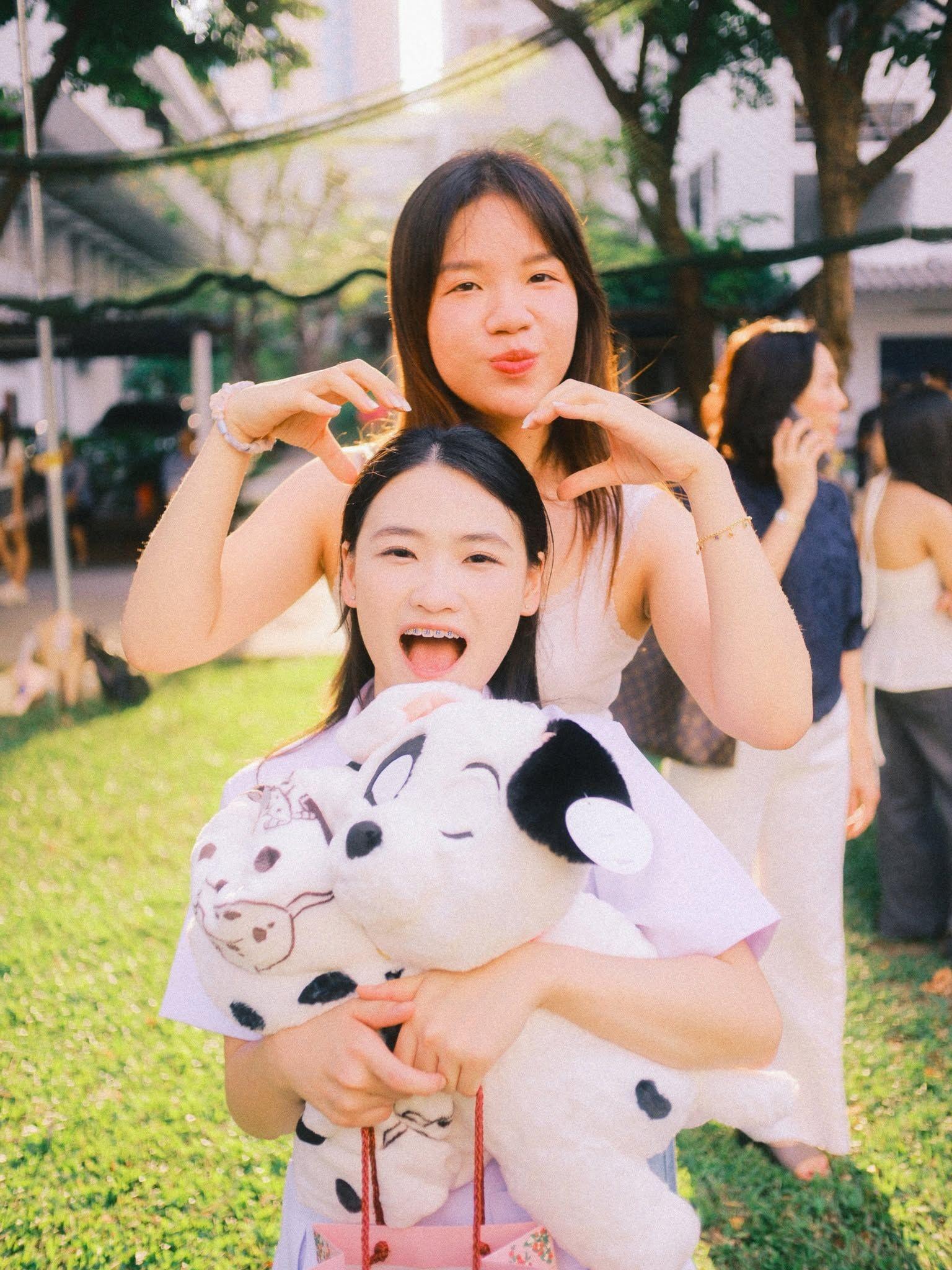 ผลงานรับปริญญา จุฬาลงกรณ์มหาวิทยาลัย โดย riz ภาพที่ 4