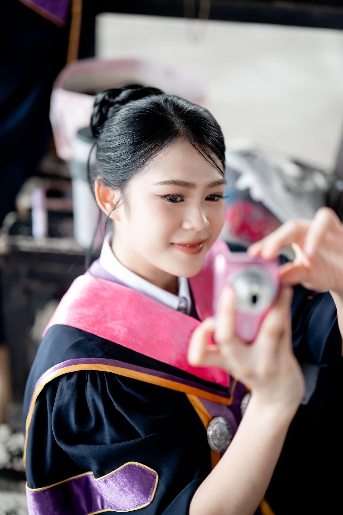 ผลงานรับปริญญา มหาวิทยาลัยราชภัฏบุรีรัมย์ โดย SWK.Photography ภาพที่ 2