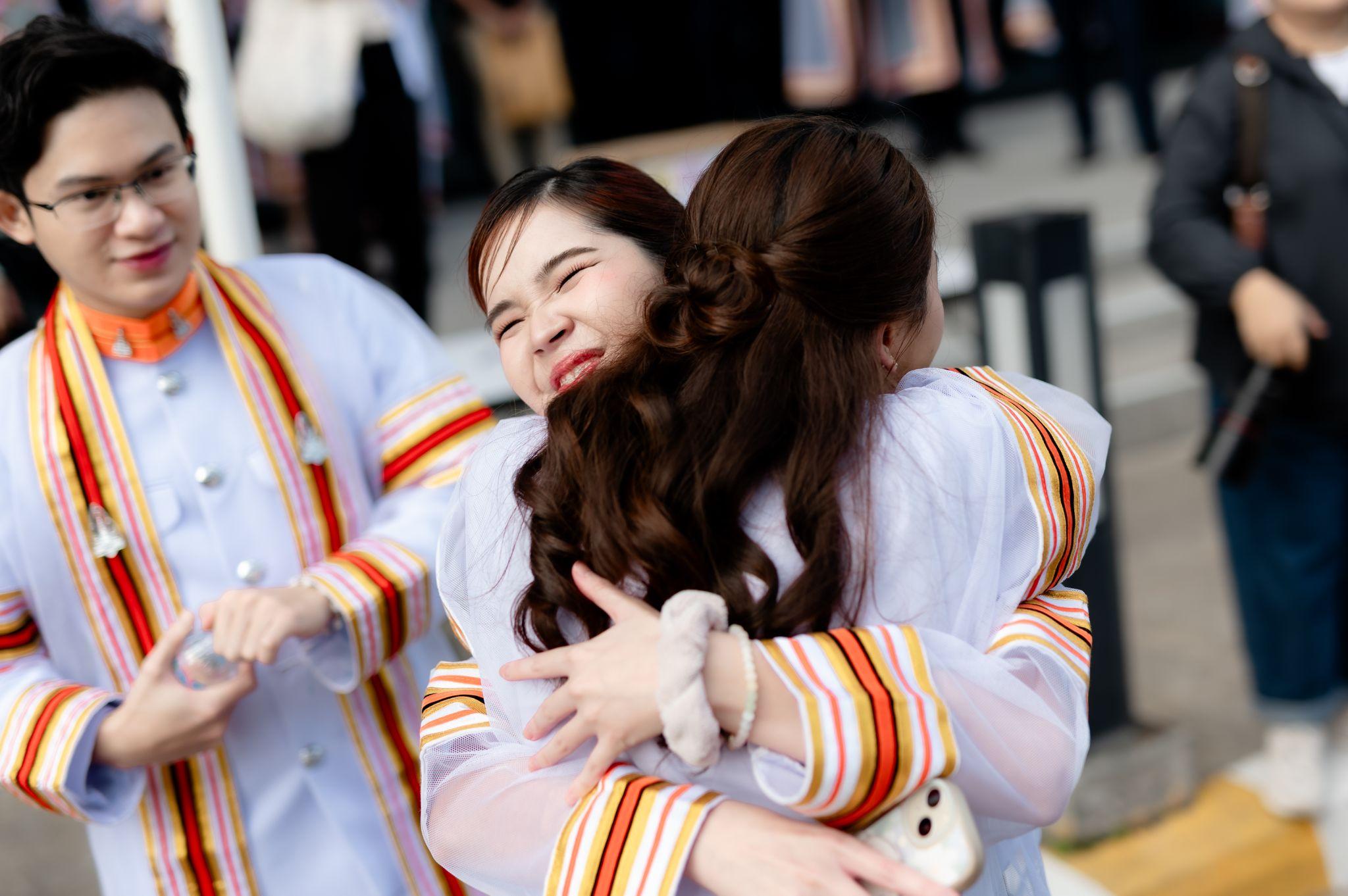 ผลงานรับปริญญา มหาวิทยาลัยขอนแก่น โดย SWK.Photography ภาพที่ 2