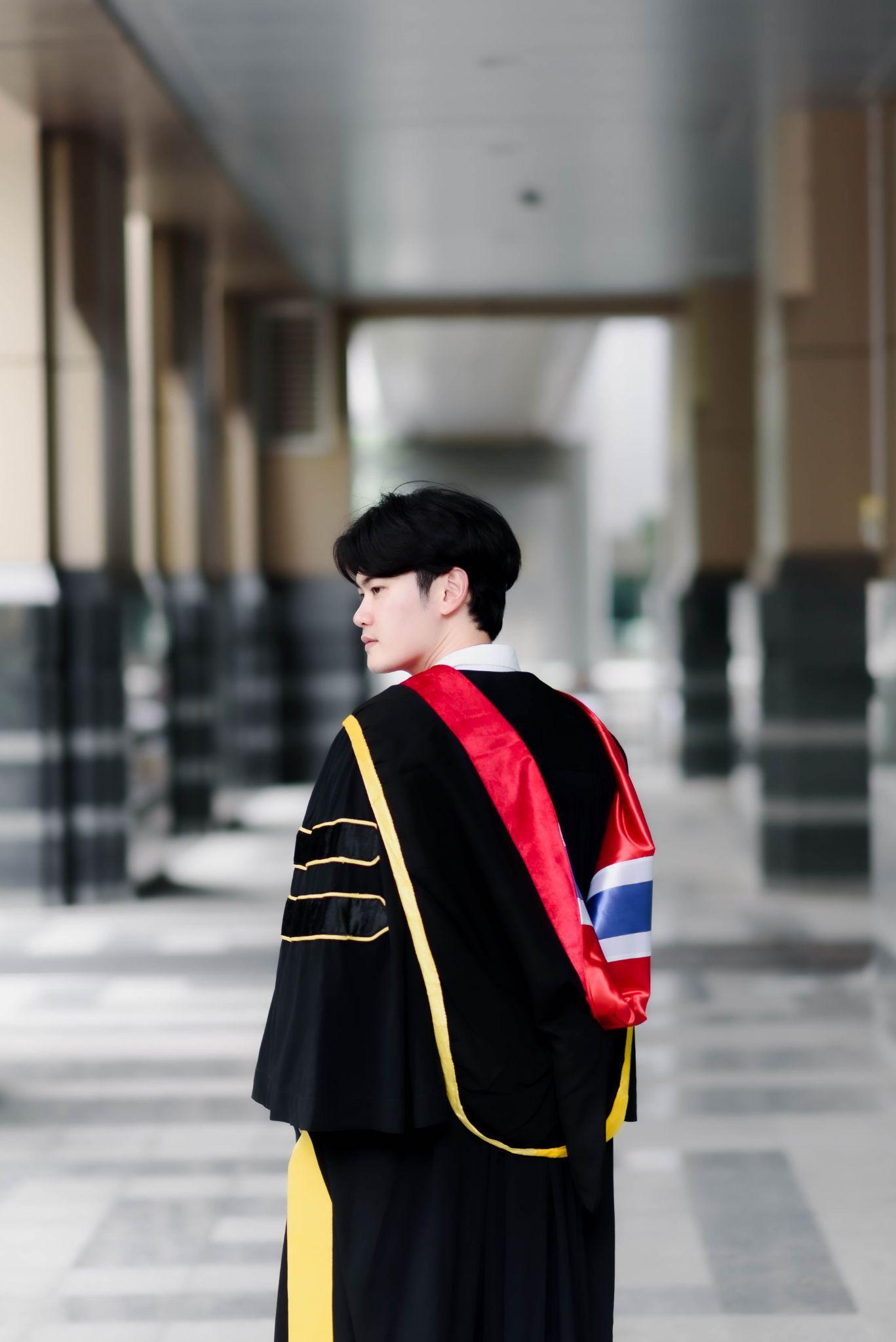 ผลงานรับปริญญา สถาบันบัณฑิตพัฒนบริหารศาสตร์ โดย ARTT FOTOGRAPH ภาพที่ 11