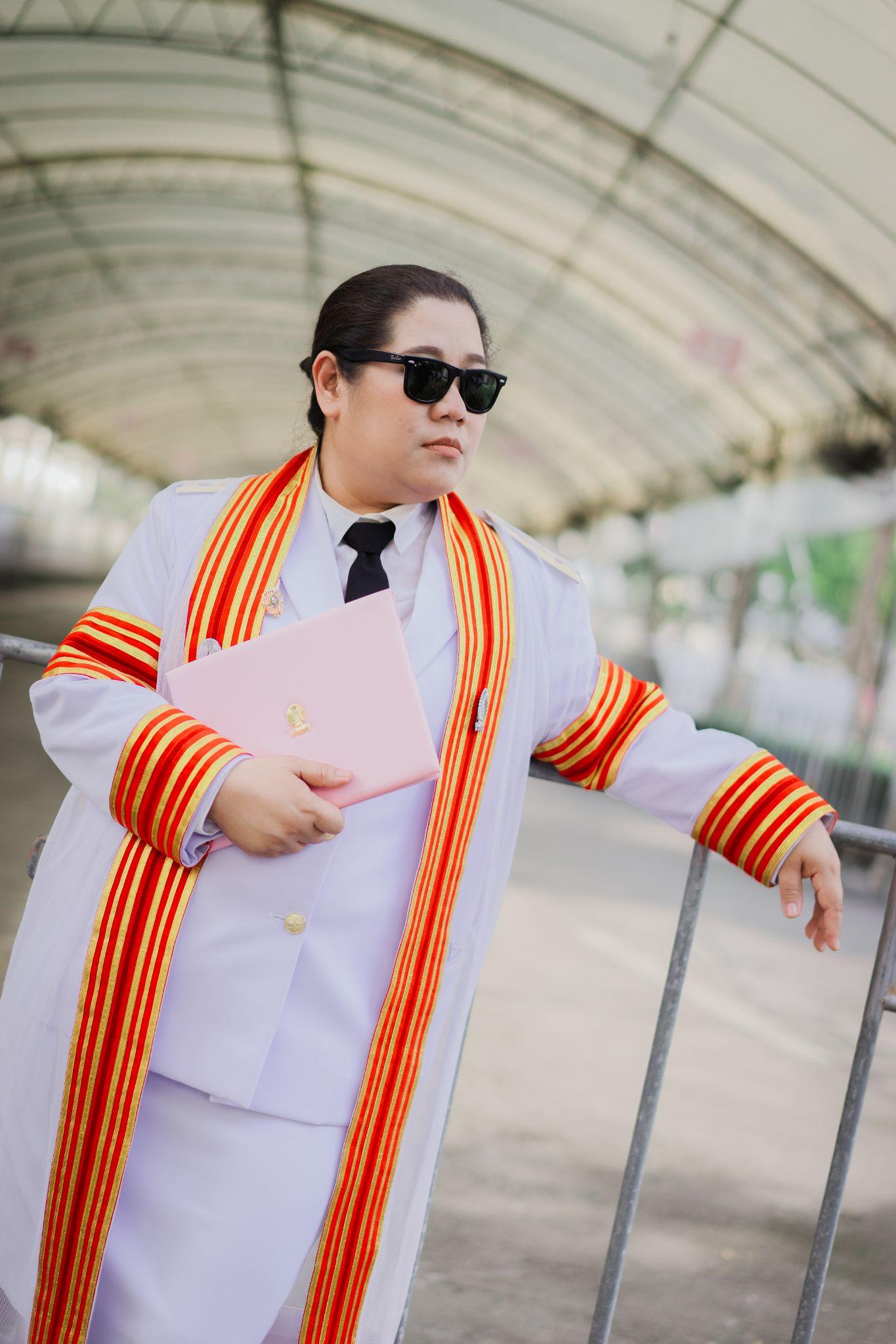 ผลงานรับปริญญา จุฬาลงกรณ์มหาวิทยาลัย โดย TaBenzFoTo ภาพที่ 1