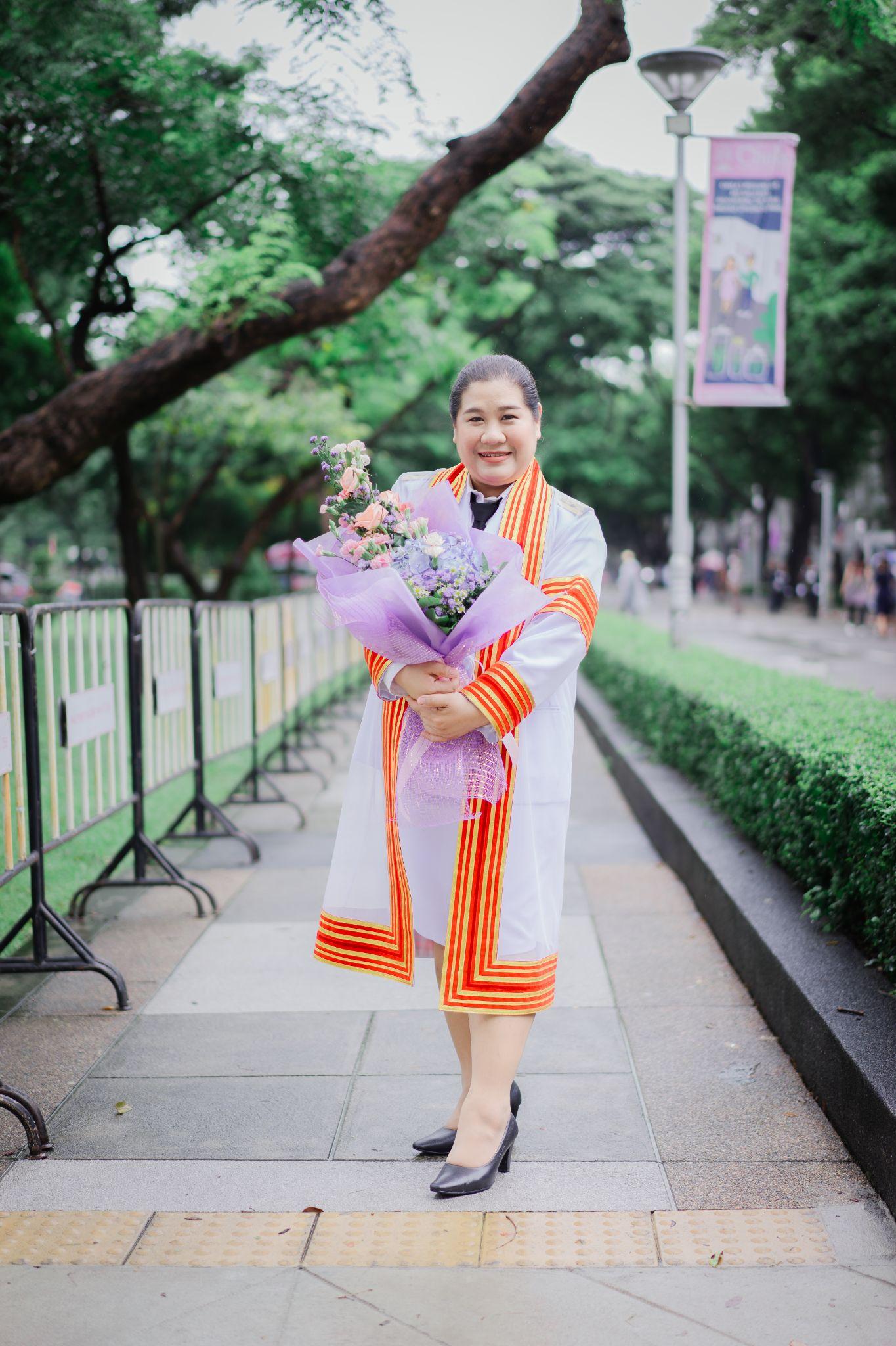 ผลงานรับปริญญา จุฬาลงกรณ์มหาวิทยาลัย โดย TaBenzFoTo ภาพที่ 6