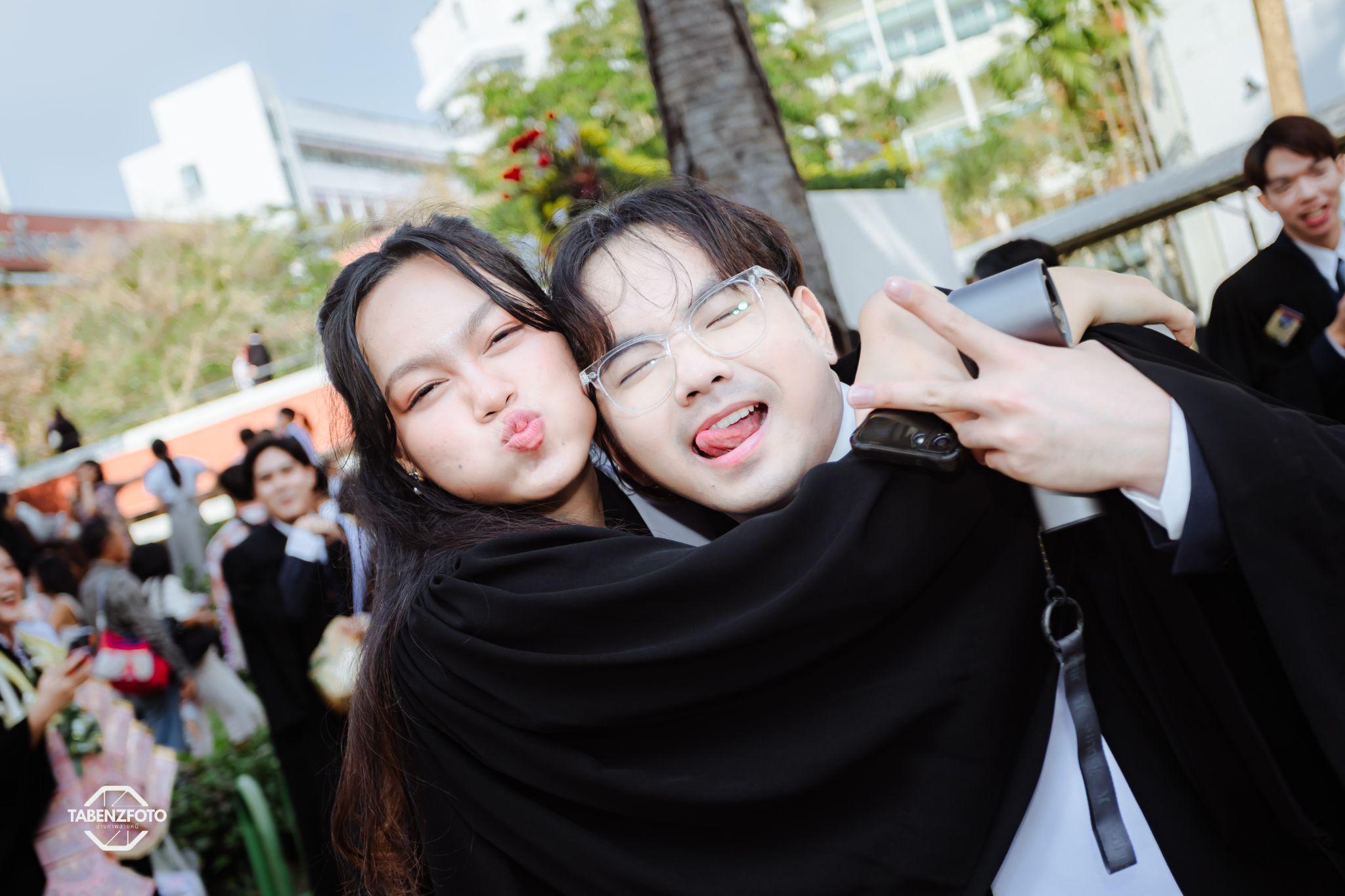 ผลงานรับปริญญา โดย TaBenzFoTo ภาพที่ 4