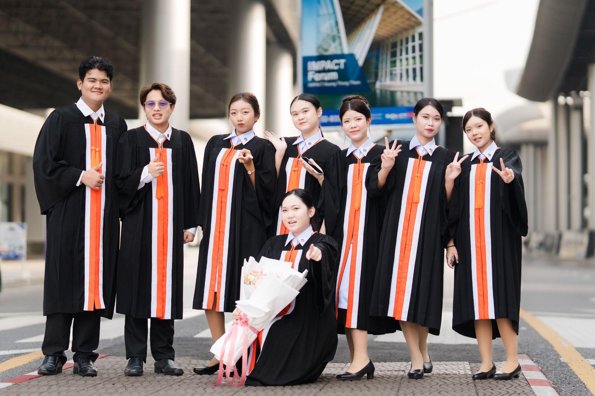 ผลงานรับปริญญา โดย Parasol Photo ภาพที่ 5