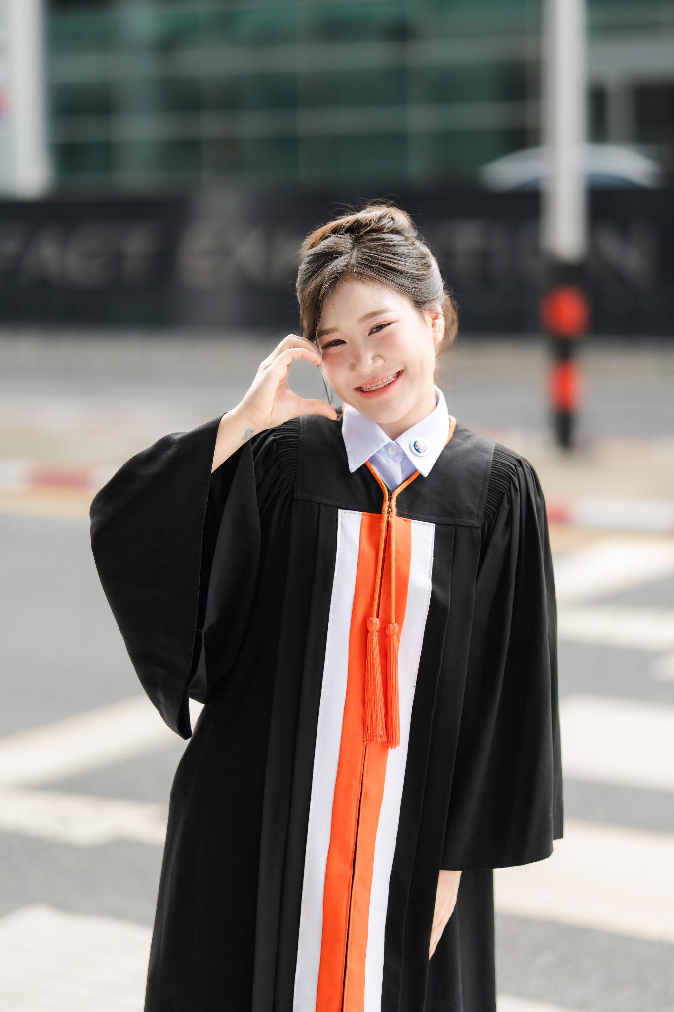ผลงานรับปริญญา โดย Parasol Photo ภาพที่ 5