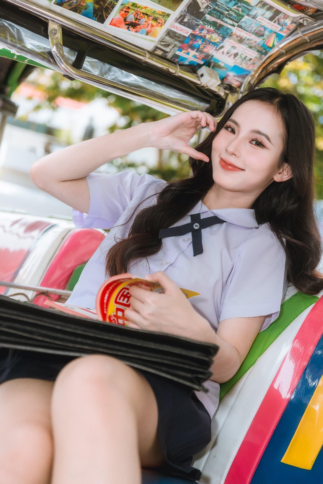 ผลงานรับปริญญา โดย Castas Fames ภาพที่ 3