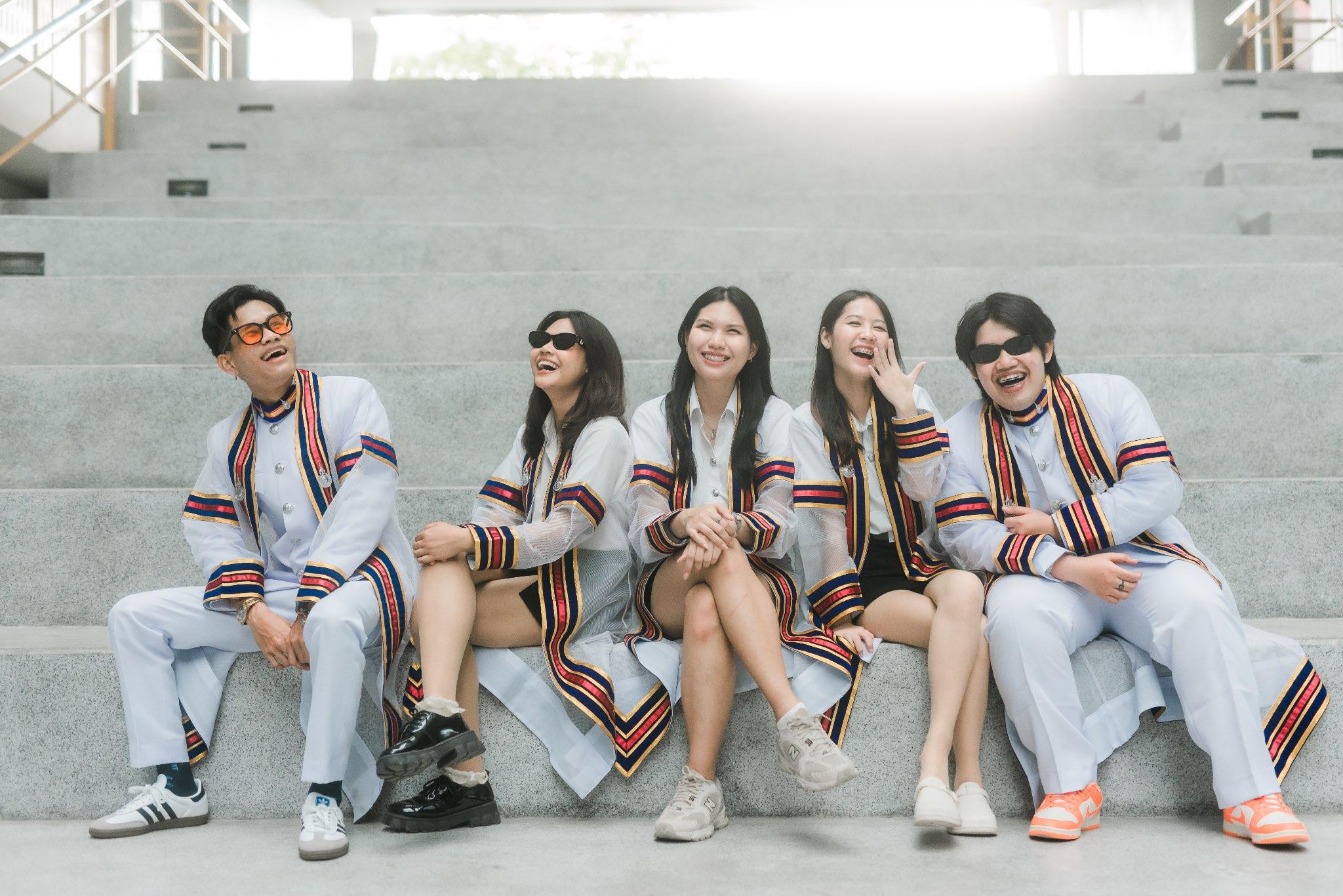 ผลงานรับปริญญา มหาวิทยาลัยเทคโนโลยีราชมงคลธัญบุรี โดย Castas Fames ภาพที่ 18