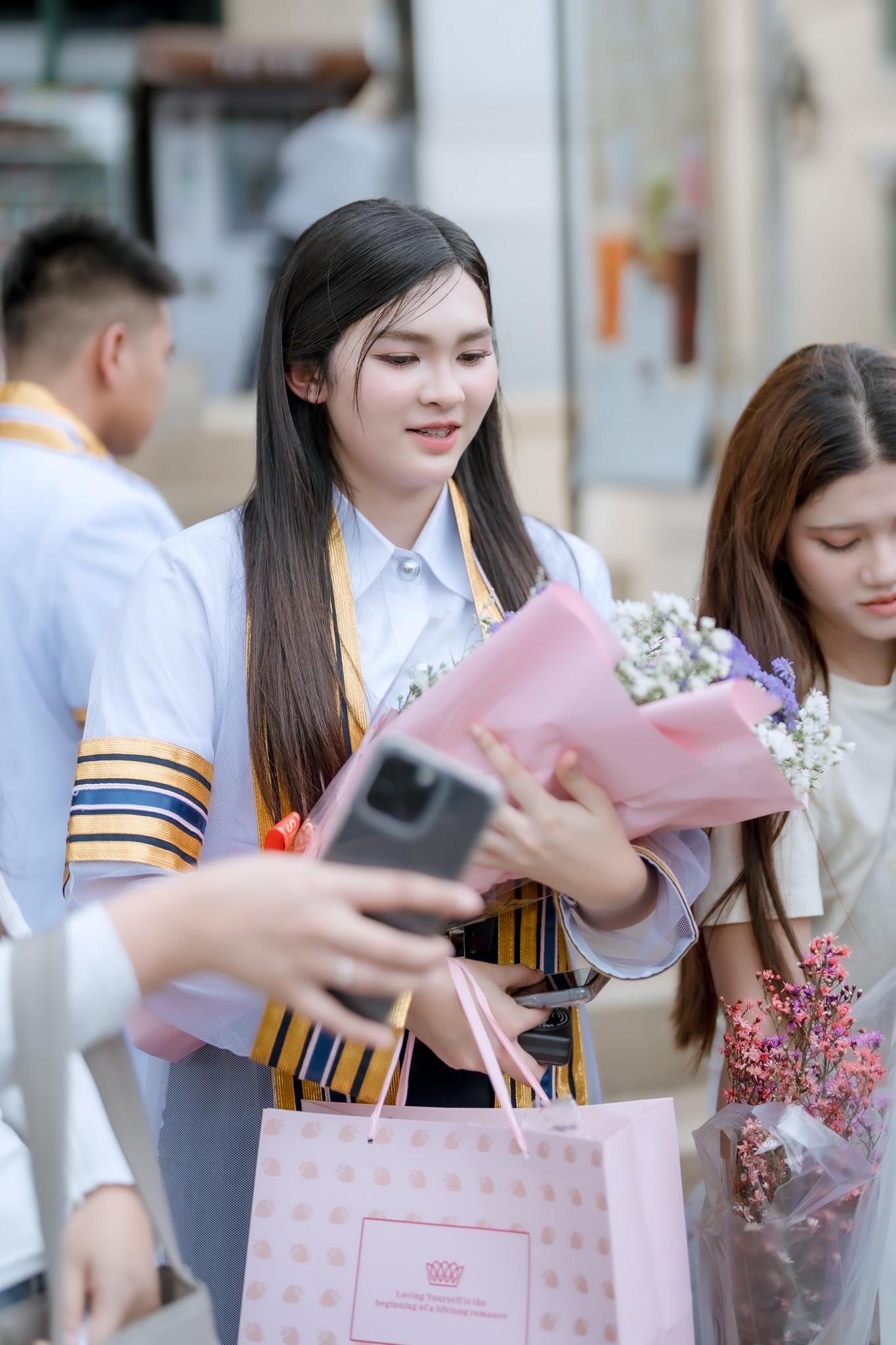 ผลงานรับปริญญา มหาวิทยาลัยราชภัฏสวนสุนันทา โดย Bird Panivat photographer ภาพที่ 11