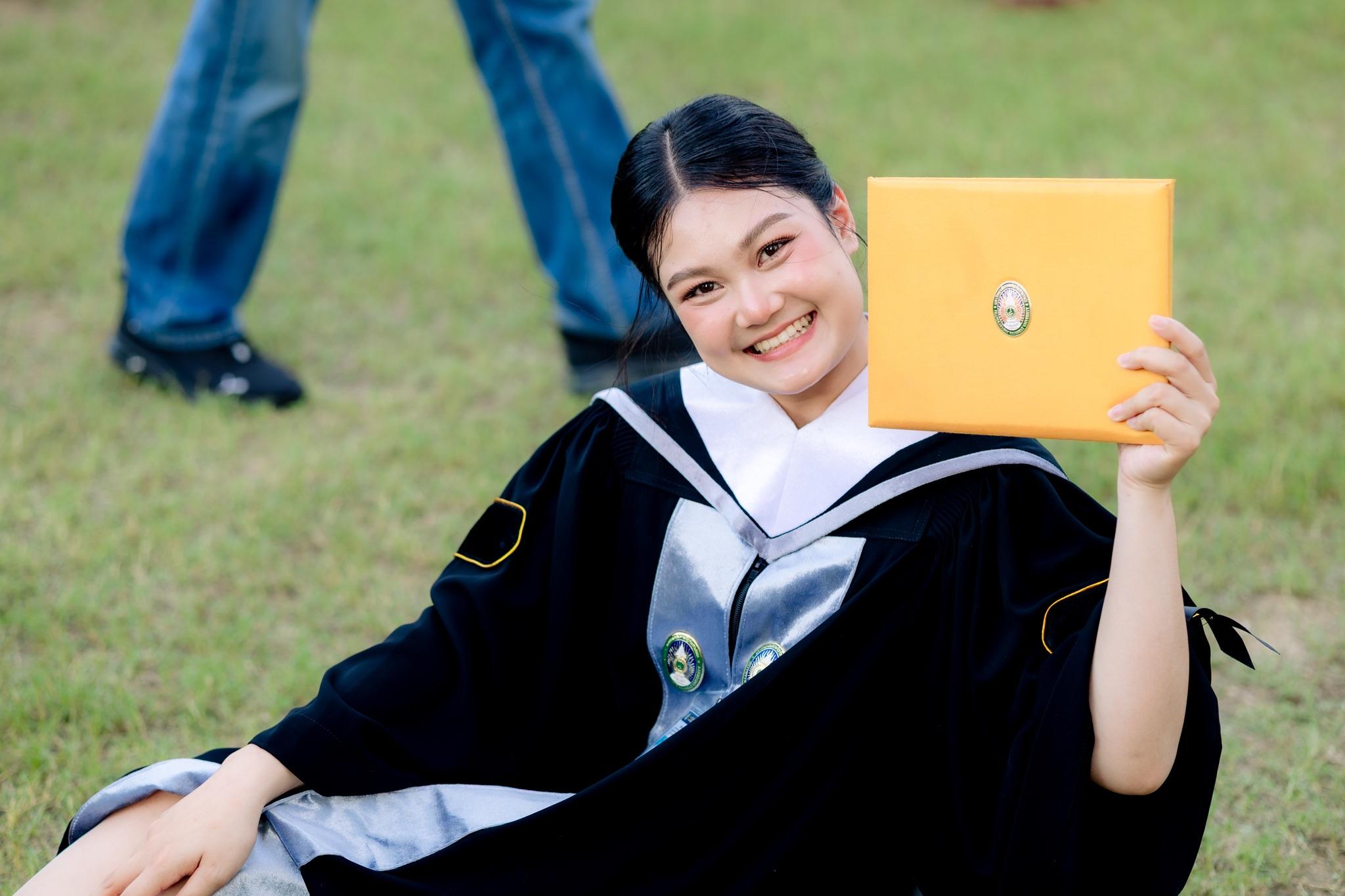 ผลงานรับปริญญา โดย Samart Photo ภาพที่ 13