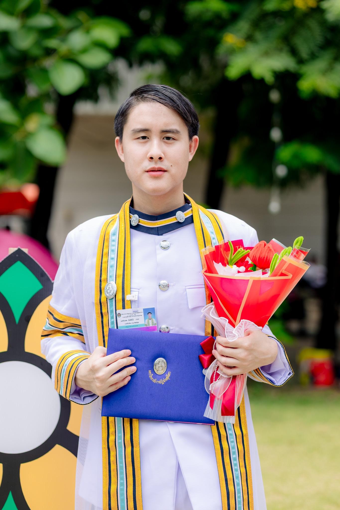 ผลงานรับปริญญา โดย Samart Photo ภาพที่ 9