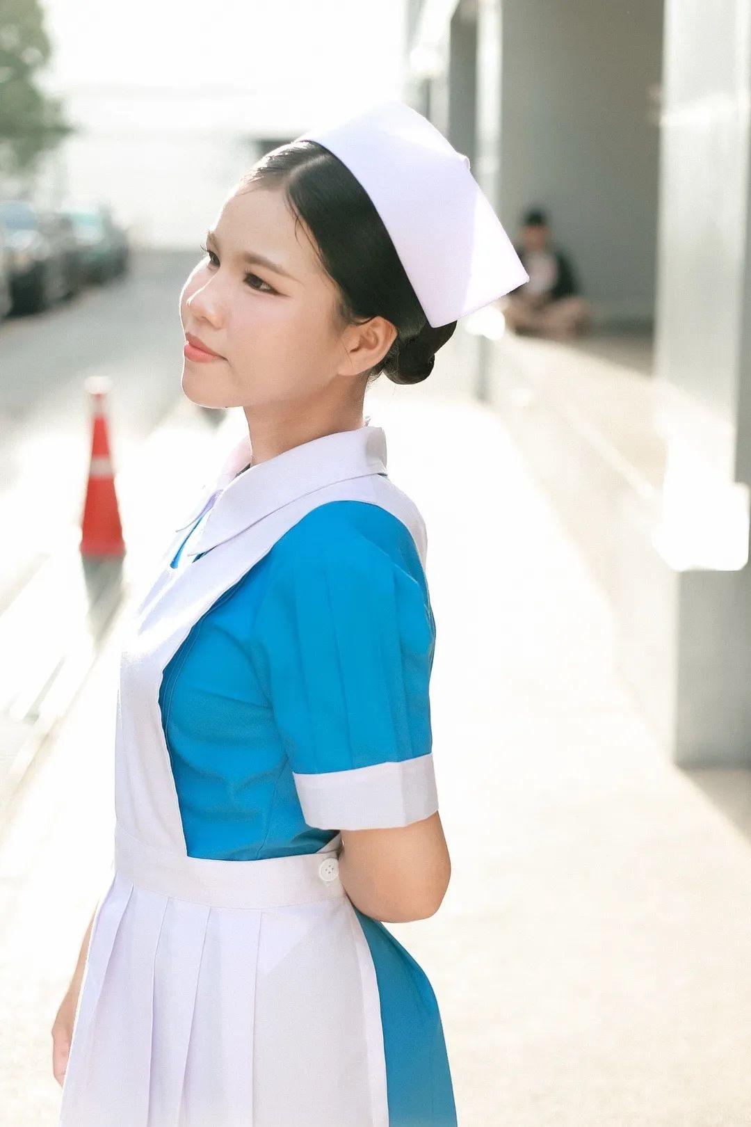 ผลงานรับปริญญา วิทยาลัยพยาบาลบรมราชชนนี โดย Wanwi_wann ช่างภาพผู้หญิง ภาพที่ 2