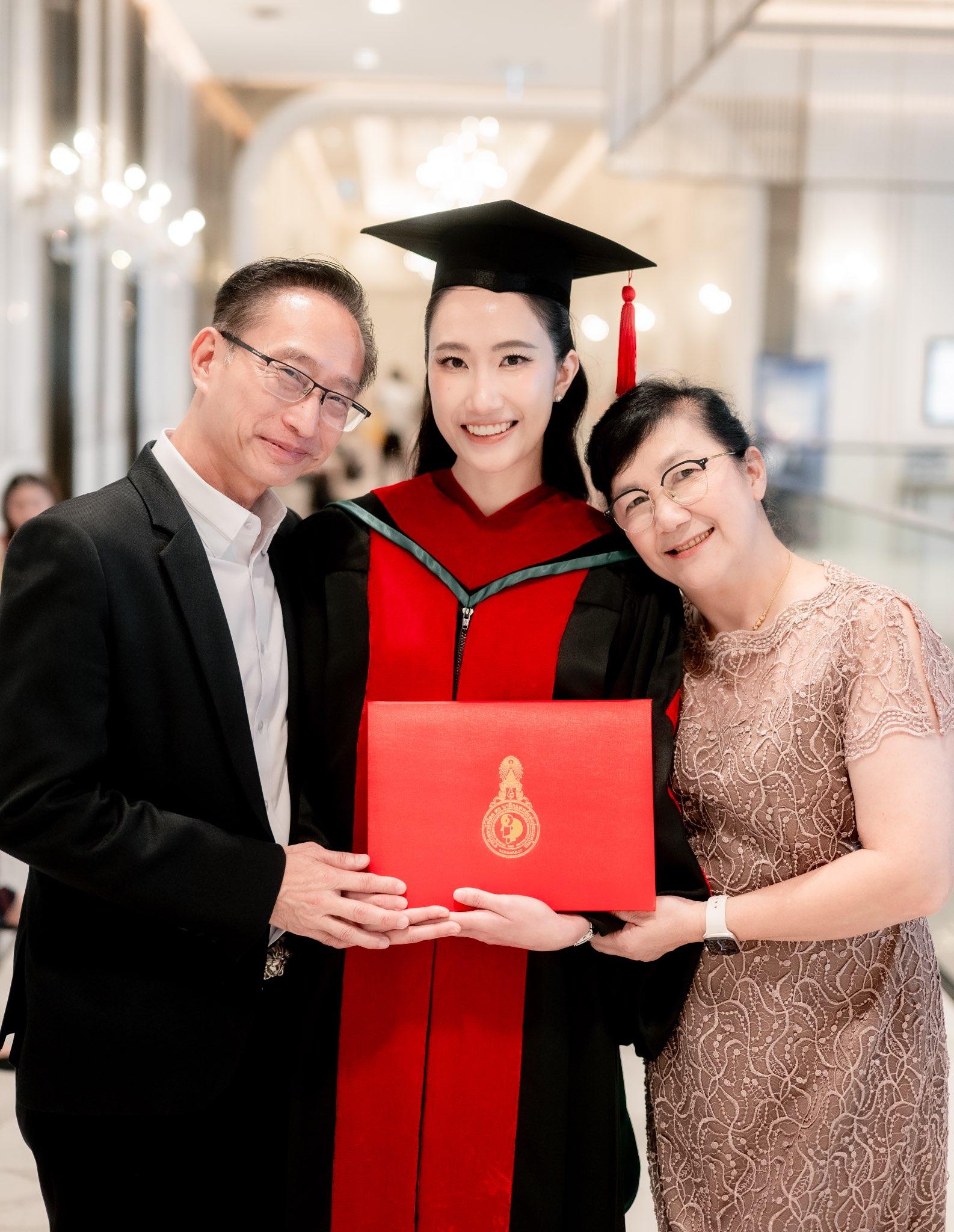 ผลงานรับปริญญา วิทยาลัยแพทยศาสตร์พระมงกุฎเกล้า โดย H A N G P h o t o ภาพที่ 14