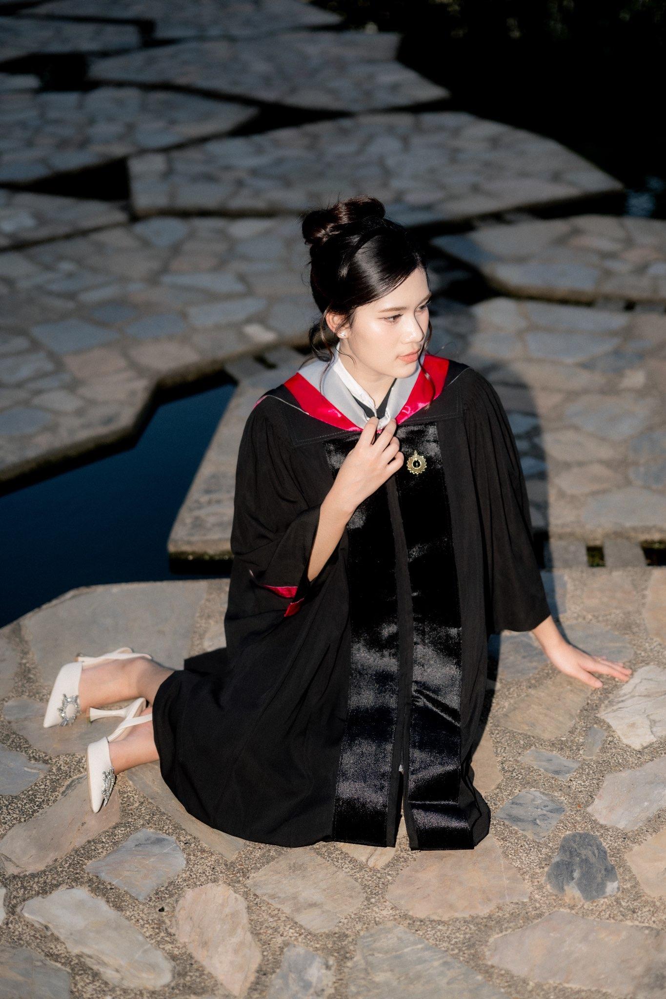 ผลงานรับปริญญา มหาวิทยาลัยรังสิต โดย H A N G P h o t o ภาพที่ 5