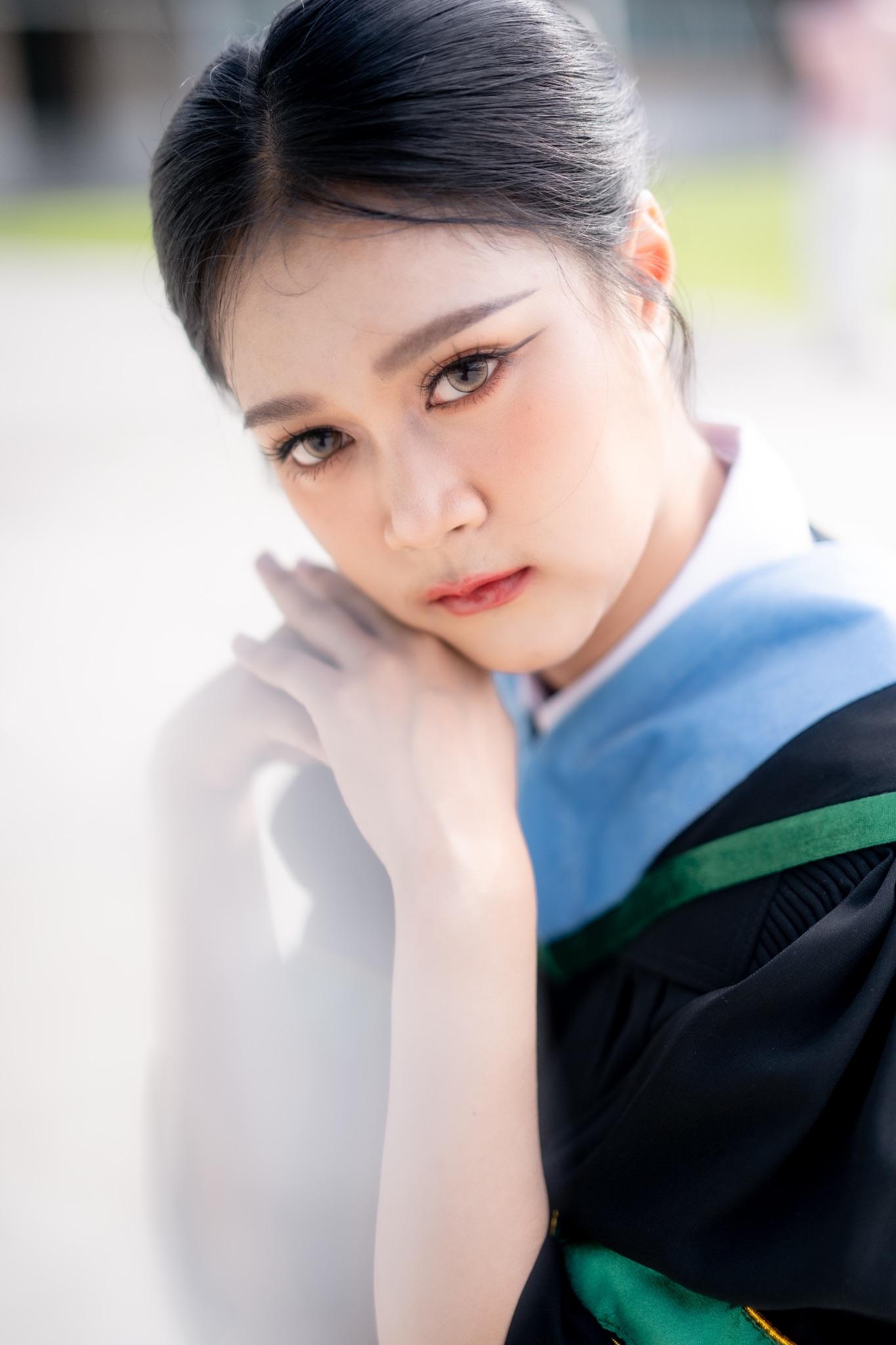 ผลงานรับปริญญา มหาวิทยาลัยราชภัฏเทพสตรี โดย H A N G P h o t o ภาพที่ 1