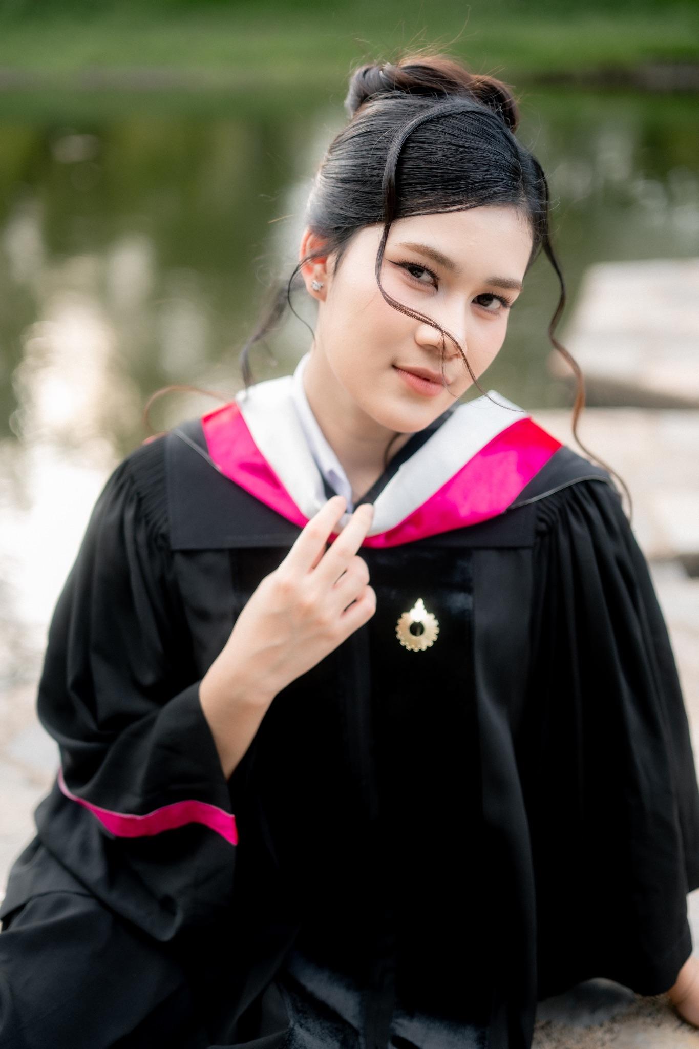 ผลงานรับปริญญา มหาวิทยาลัยรังสิต โดย H A N G P h o t o ภาพที่ 7
