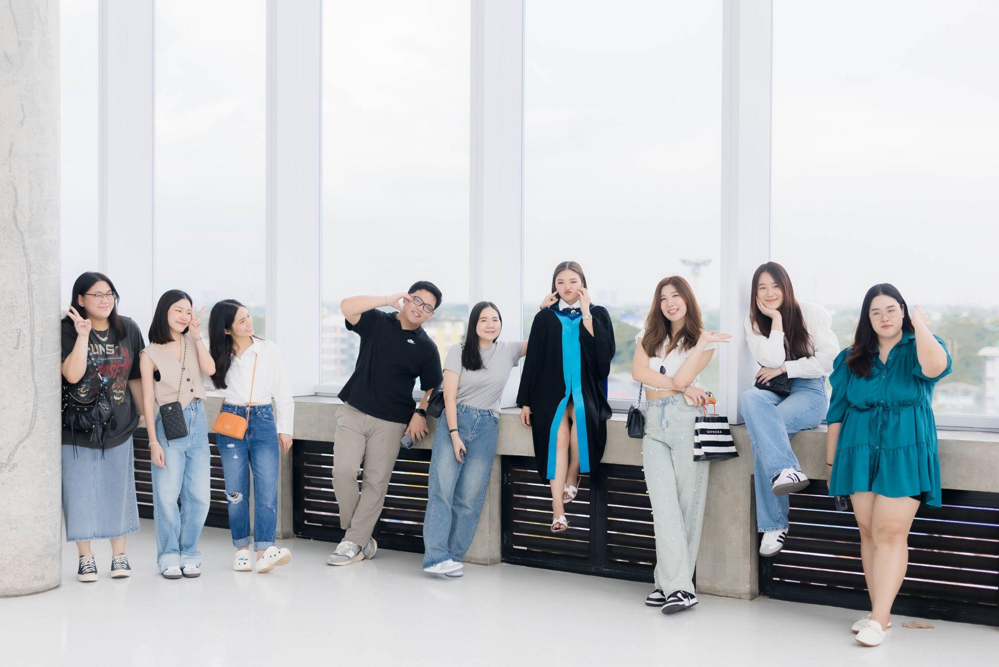ผลงานรับปริญญา มหาวิทยาลัยมหิดล โดย หนวดแมว ภาพที่ 3