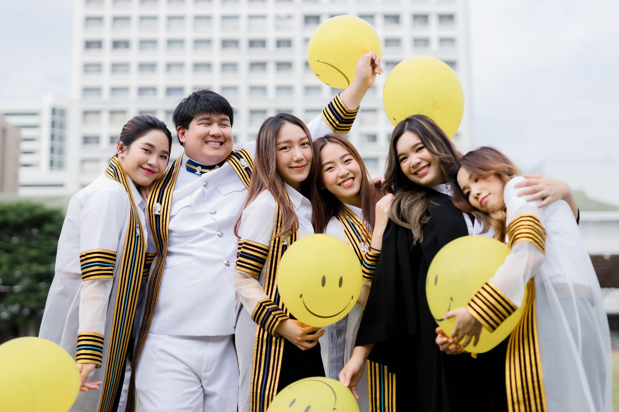 ผลงานรับปริญญา จุฬาลงกรณ์มหาวิทยาลัย โดย หนวดแมว ภาพที่ 3