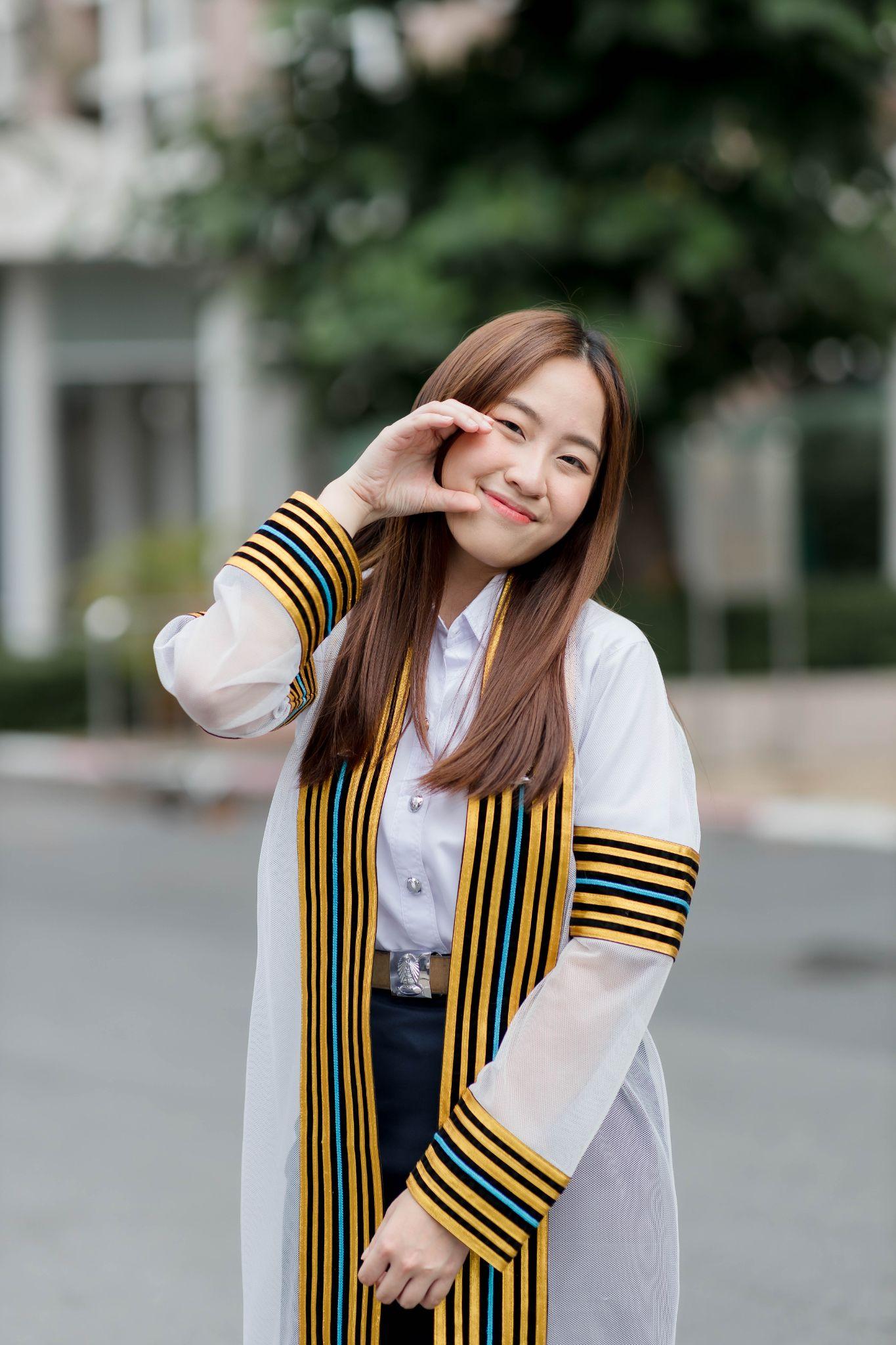 ผลงานรับปริญญา จุฬาลงกรณ์มหาวิทยาลัย โดย หนวดแมว ภาพที่ 2