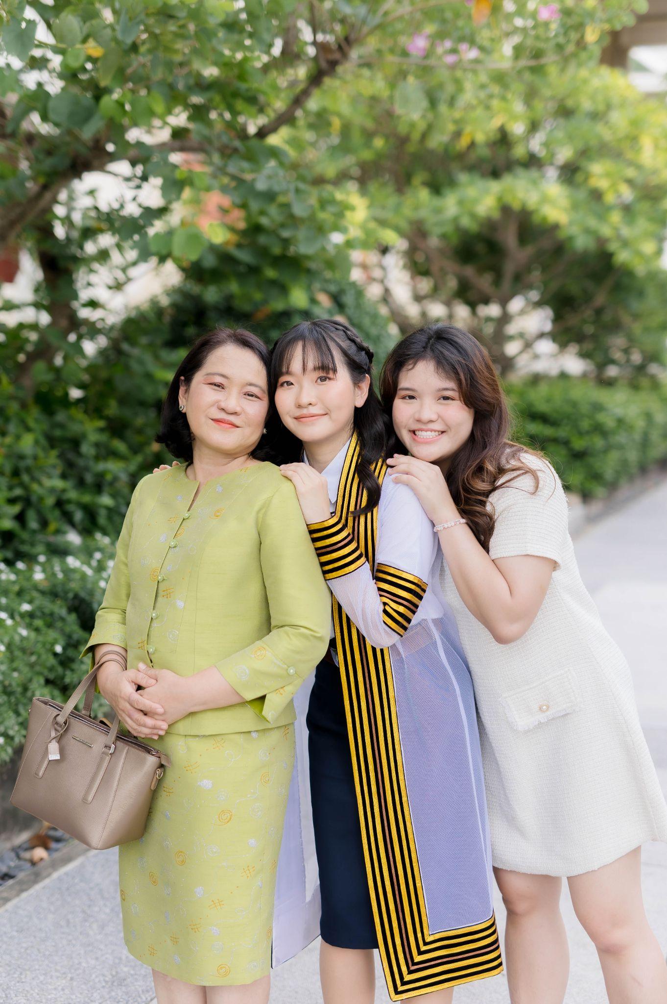 ผลงานรับปริญญา จุฬาลงกรณ์มหาวิทยาลัย โดย หนวดแมว ภาพที่ 7