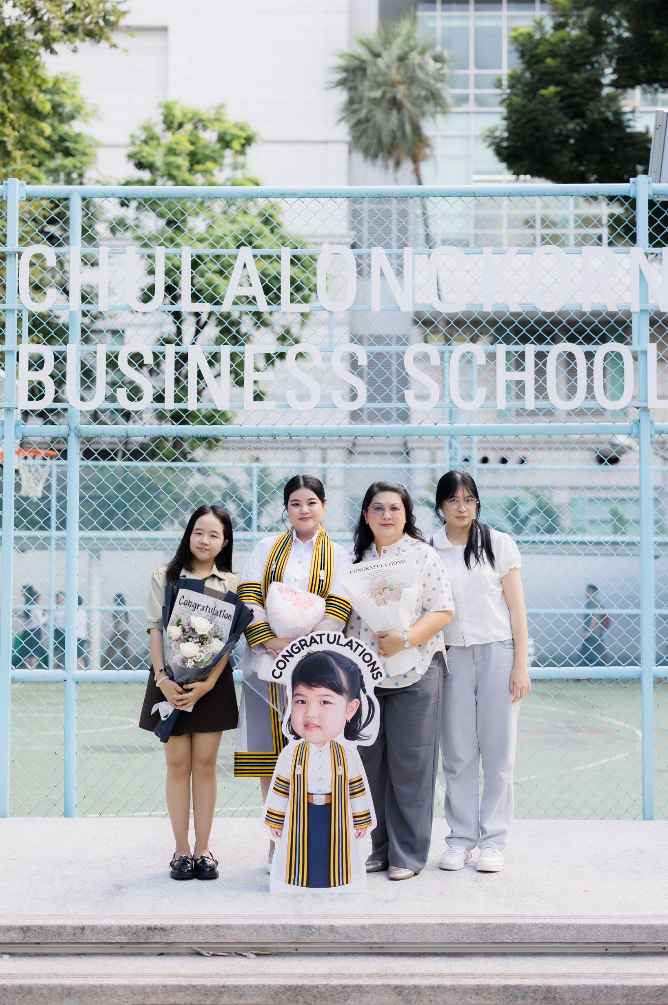 ผลงานรับปริญญา จุฬาลงกรณ์มหาวิทยาลัย โดย หนวดแมว ภาพที่ 18