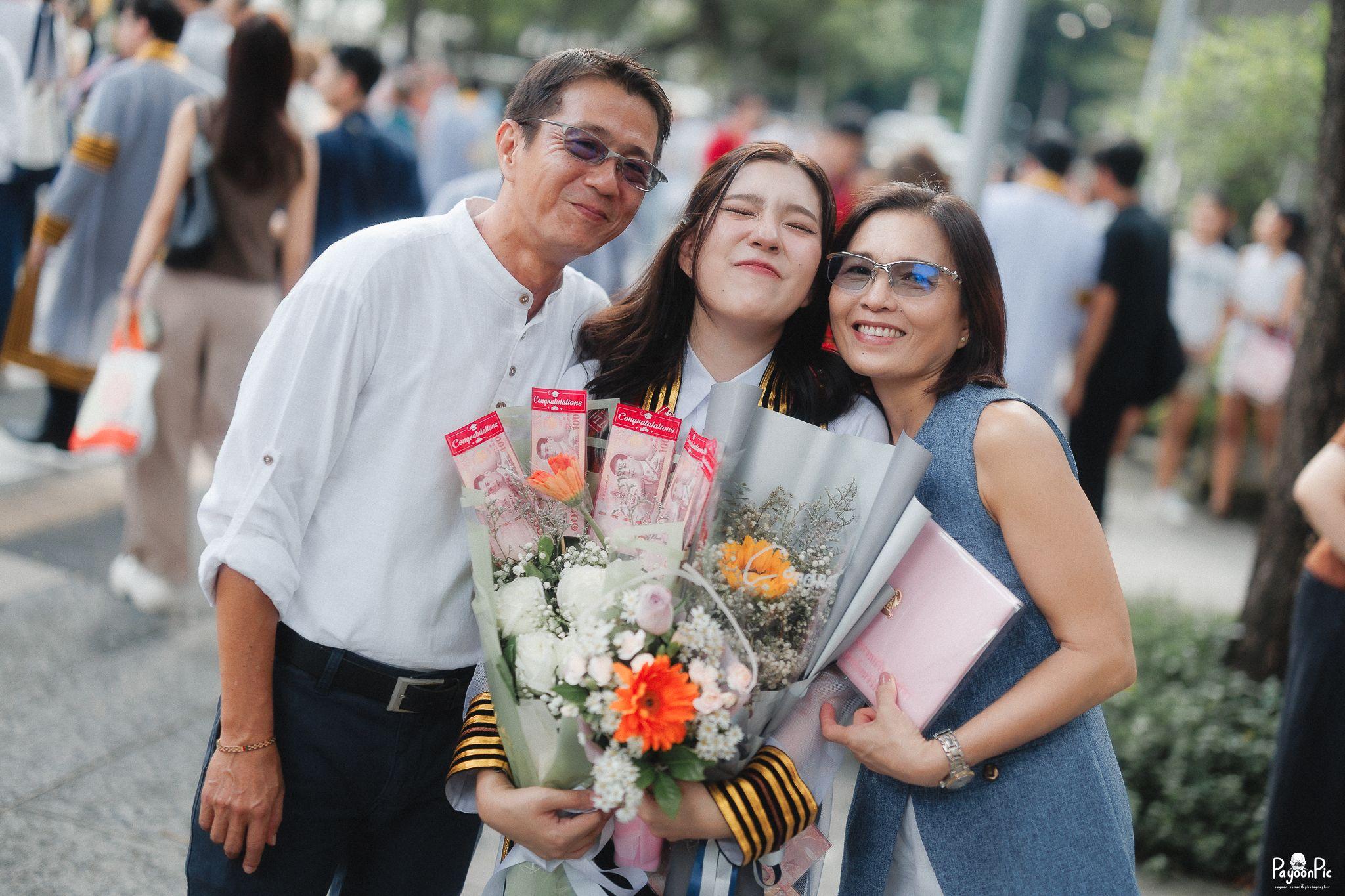ผลงานรับปริญญา จุฬาลงกรณ์มหาวิทยาลัย โดย Payoonpic ภาพที่ 6