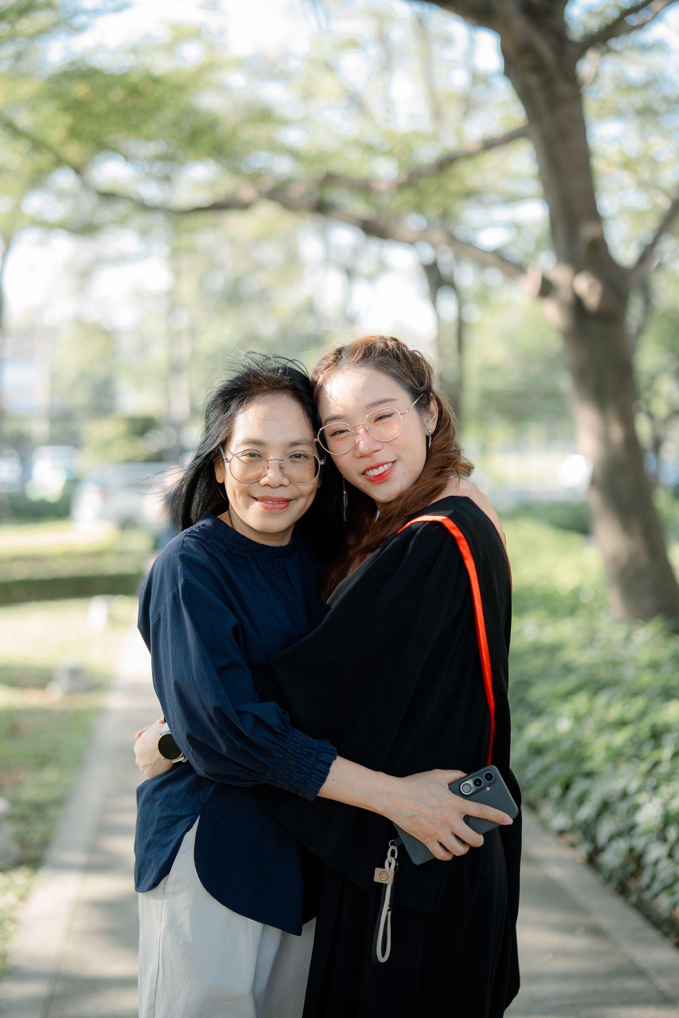 ผลงานรับปริญญา มหาวิทยาลัยกรุงเทพ โดย AeffSnap ภาพที่ 4