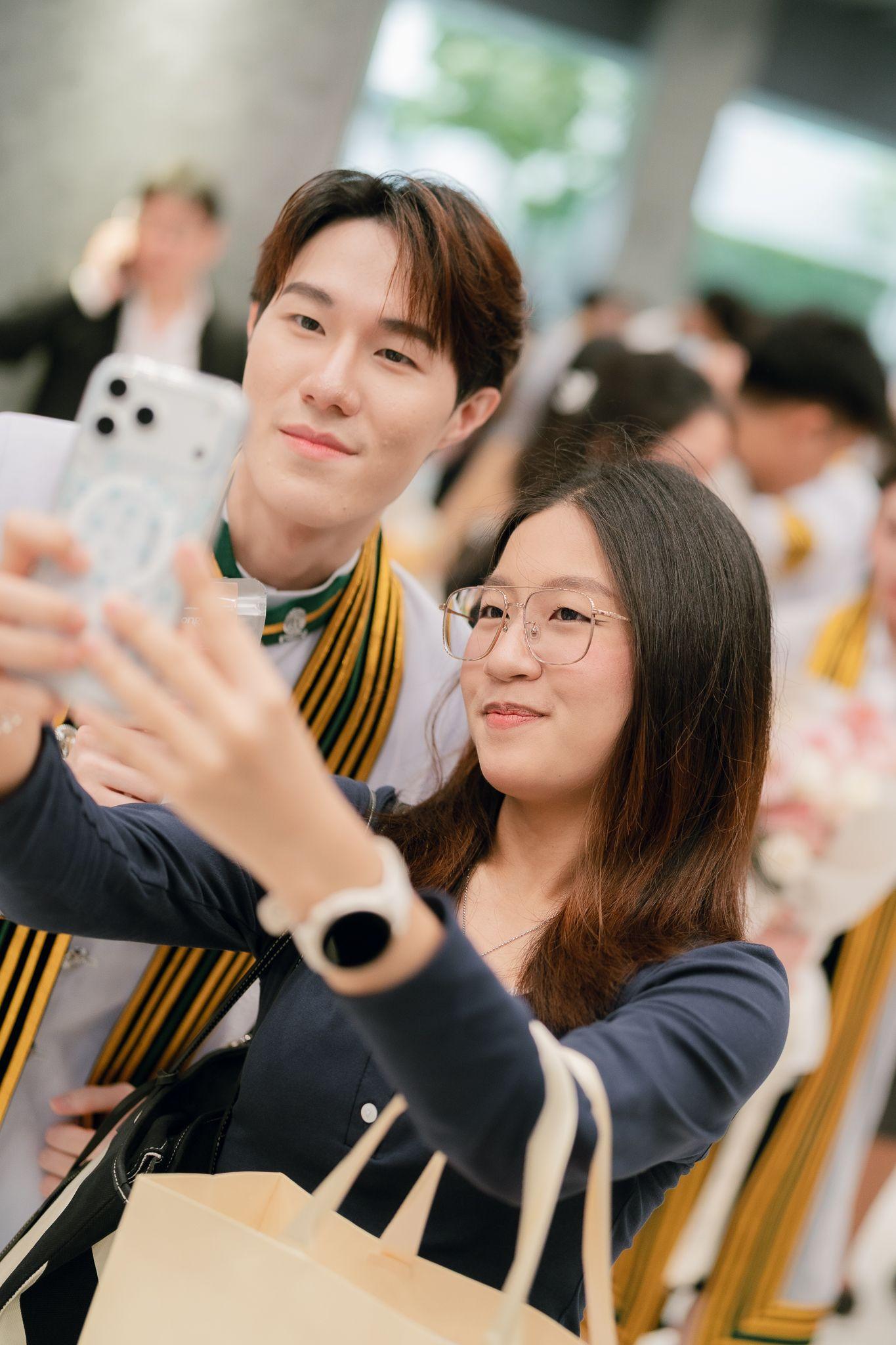 ผลงานรับปริญญา จุฬาลงกรณ์มหาวิทยาลัย โดย AeffSnap ภาพที่ 6