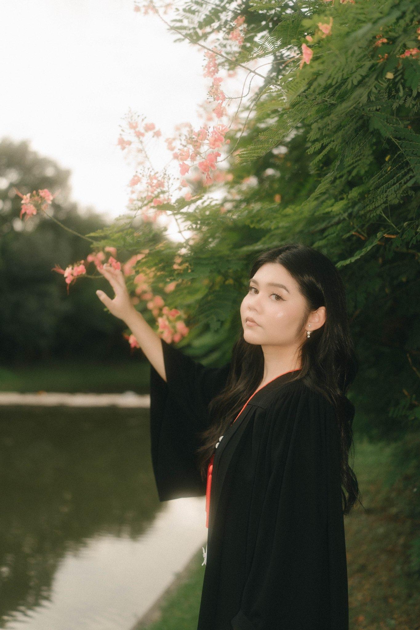 ผลงานรับปริญญา โดย favibe__ ภาพที่ 7