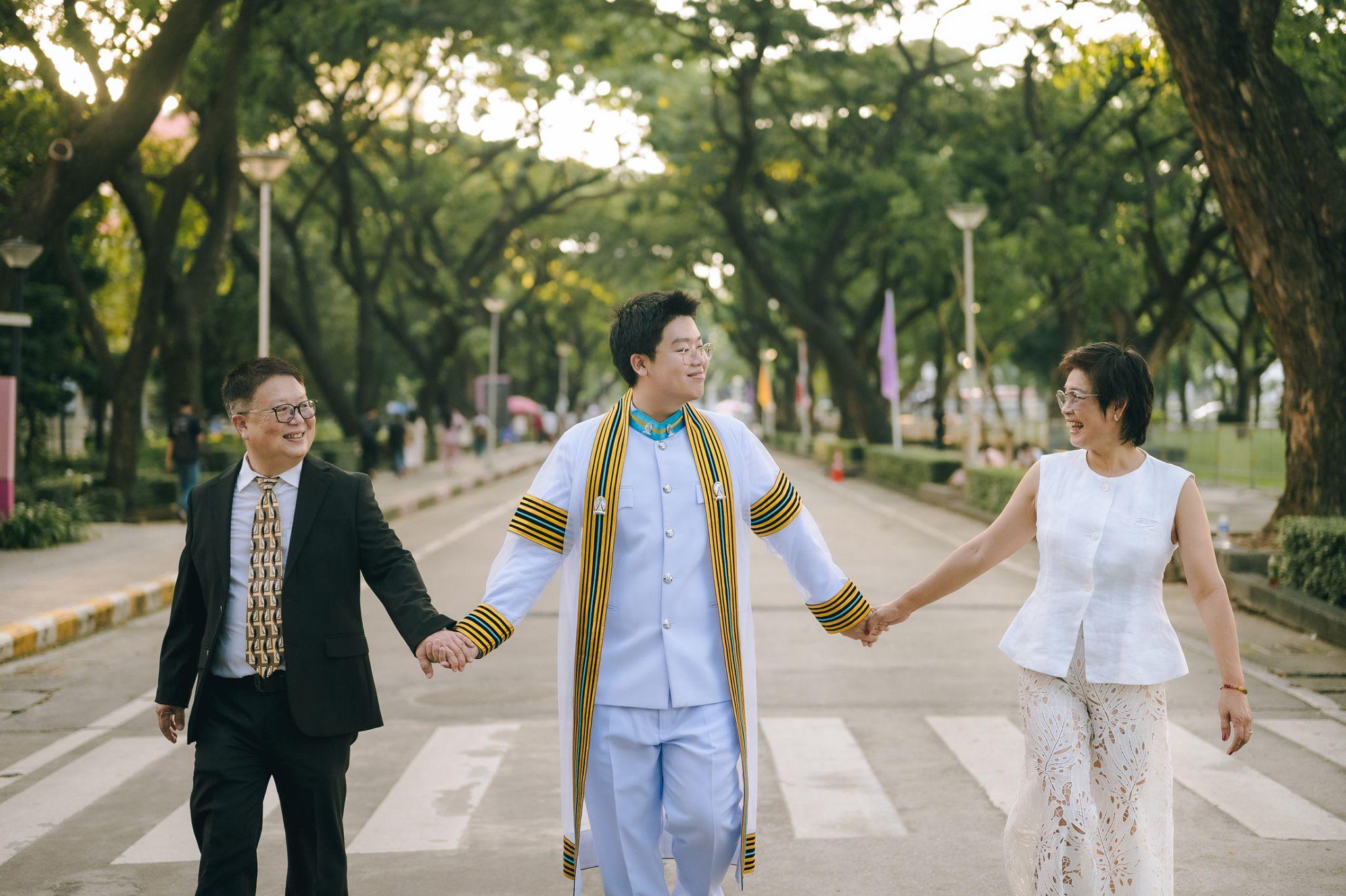ผลงานรับปริญญา จุฬาลงกรณ์มหาวิทยาลัย โดย photokwang ภาพที่ 11