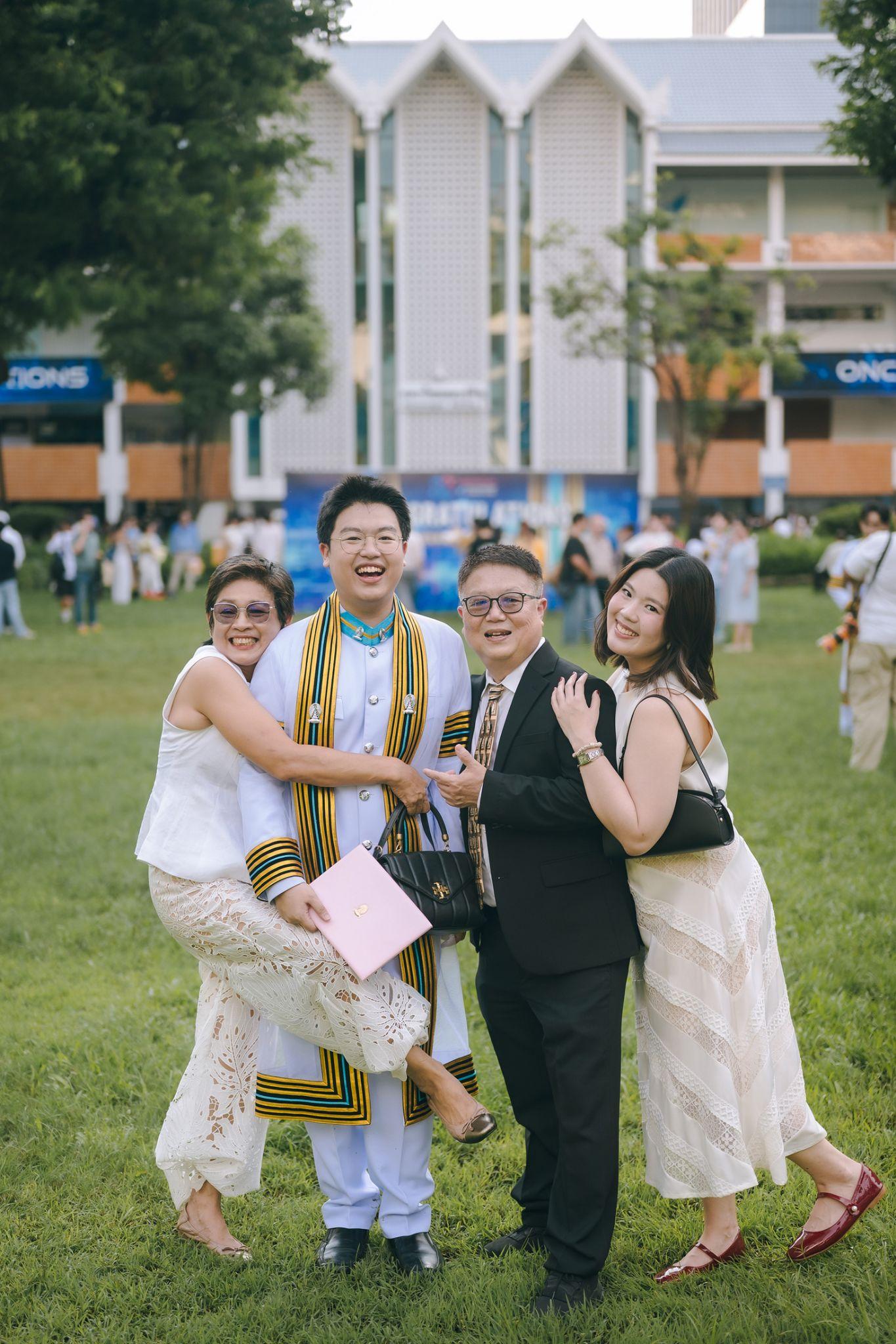 ผลงานรับปริญญา จุฬาลงกรณ์มหาวิทยาลัย โดย photokwang ภาพที่ 7