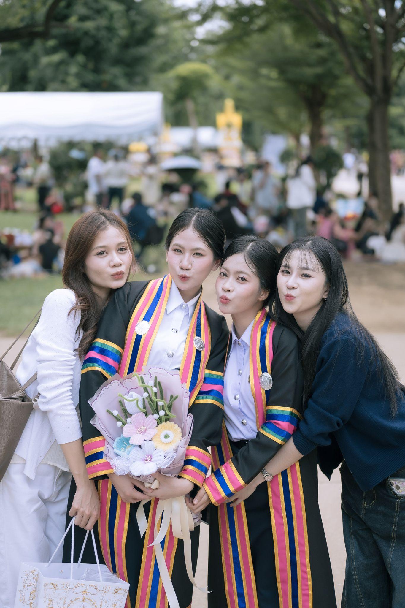 ผลงานรับปริญญา มหาวิทยาลัยราชภัฏนครปฐม โดย photokwang ภาพที่ 14