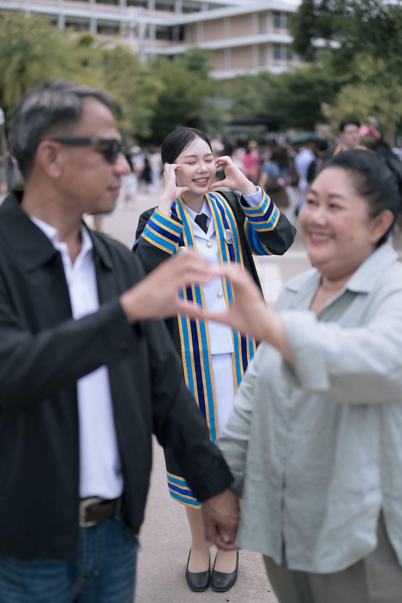 ผลงานรับปริญญา มหาวิทยาลัยราชภัฏนครปฐม โดย photokwang ภาพที่ 2
