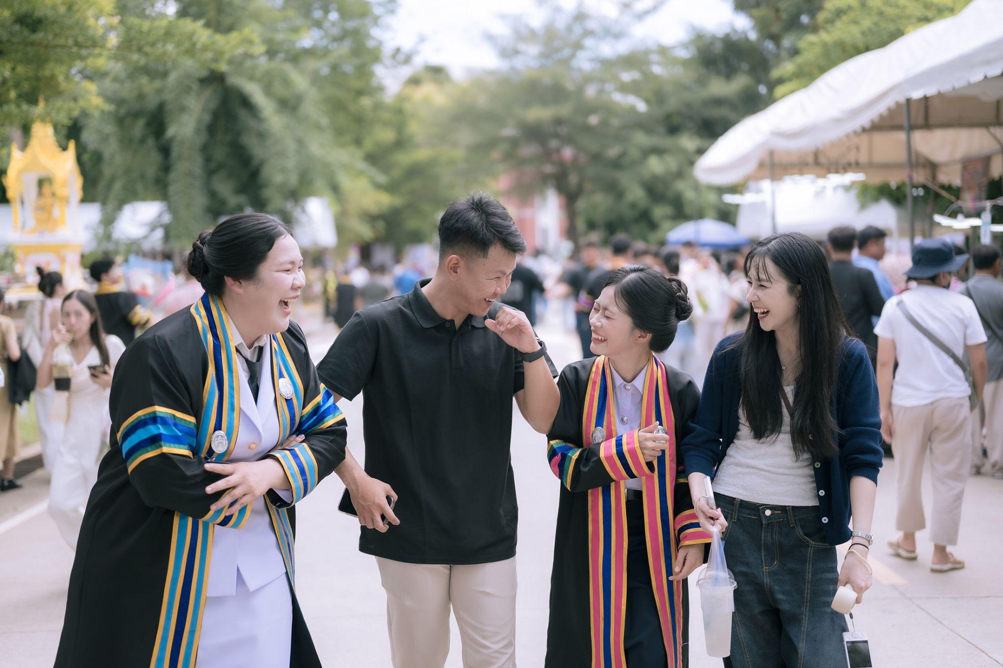 ผลงานรับปริญญา มหาวิทยาลัยราชภัฏนครปฐม โดย photokwang ภาพที่ 10