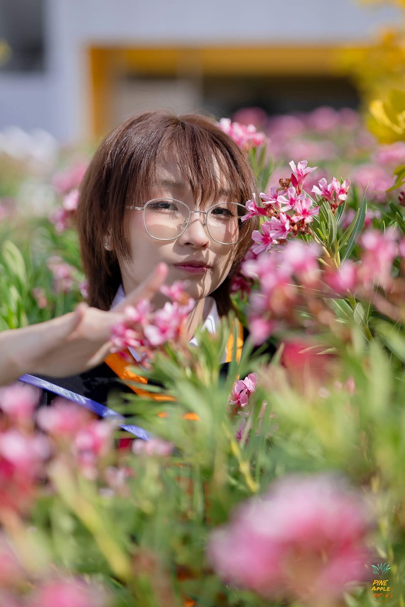 ผลงานรับปริญญา โดย Pineapplejib ภาพที่ 5