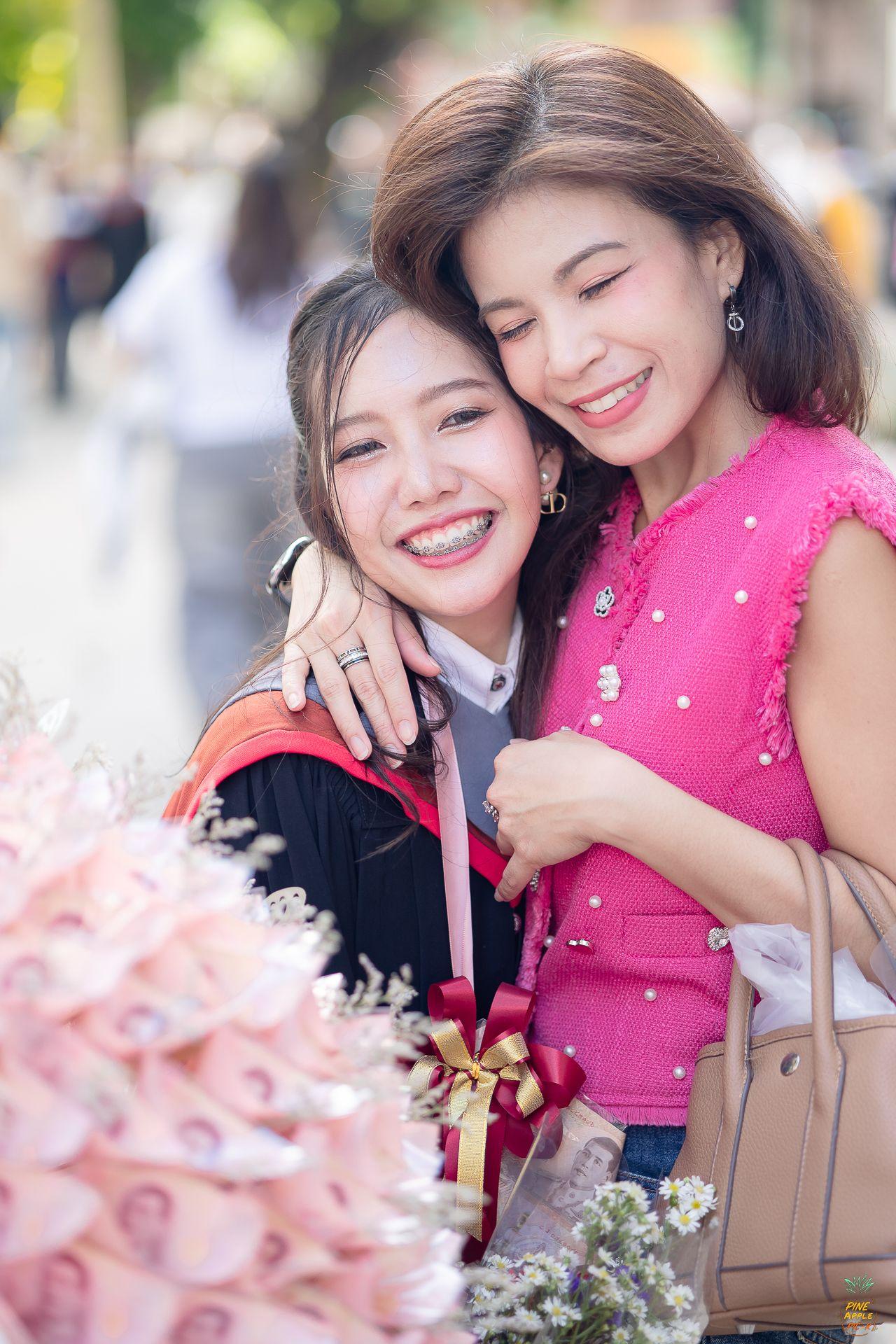 ผลงานรับปริญญา มหาวิทยาลัยศรีนครินทรวิโรฒ โดย Pineapplejib ภาพที่ 5