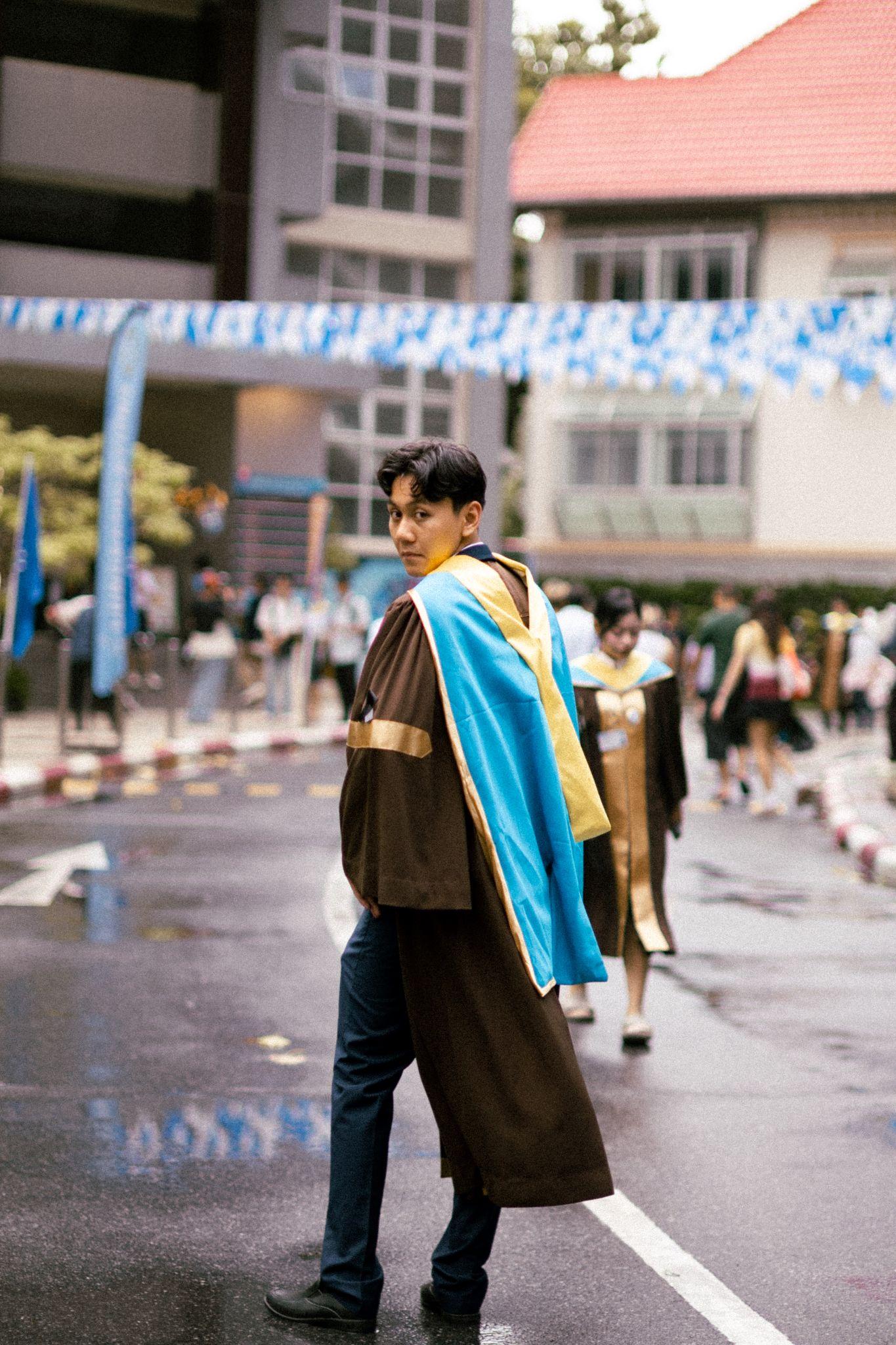 ผลงานรับปริญญา มหาวิทยาลัยสวนดุสิต โดย P_hoto_bas ภาพที่ 1