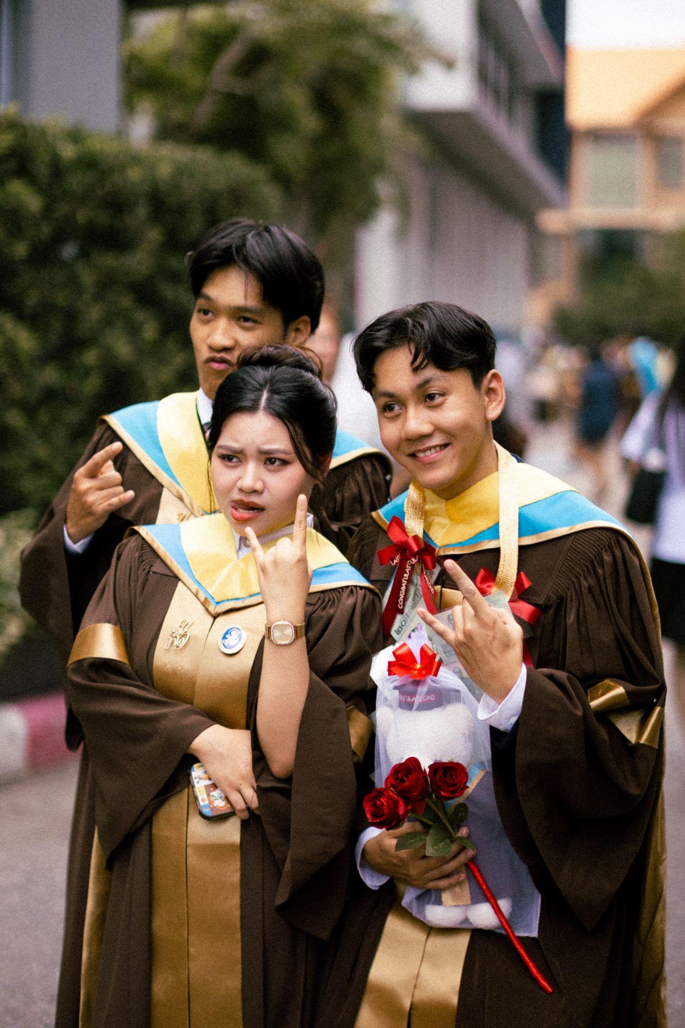 ผลงานรับปริญญา มหาวิทยาลัยสวนดุสิต โดย P_hoto_bas ภาพที่ 10
