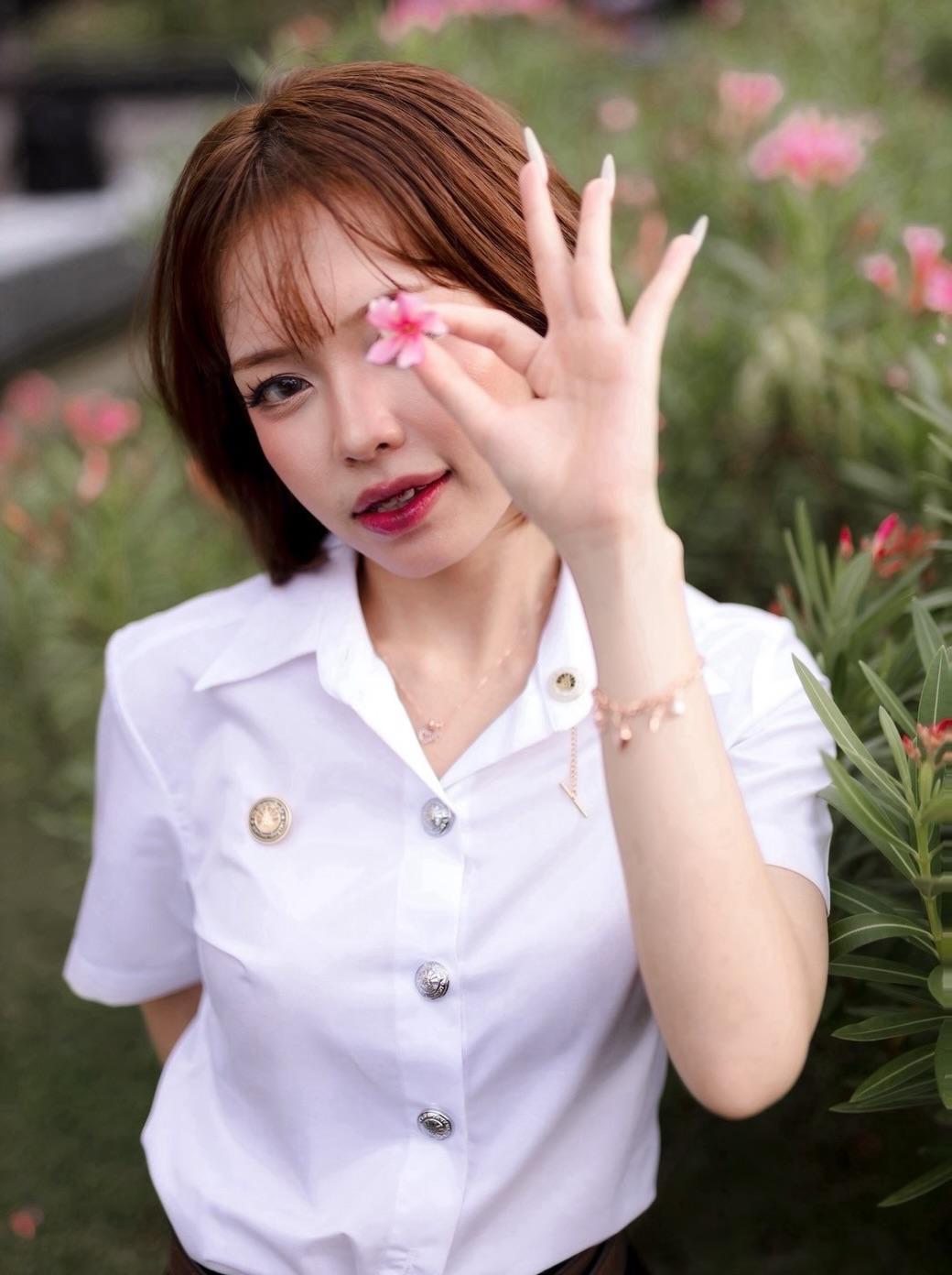 ผลงานรับปริญญา มหาวิทยาลัยบูรพา โดย ตำนักแมวอเมซอน ภาพที่ 6