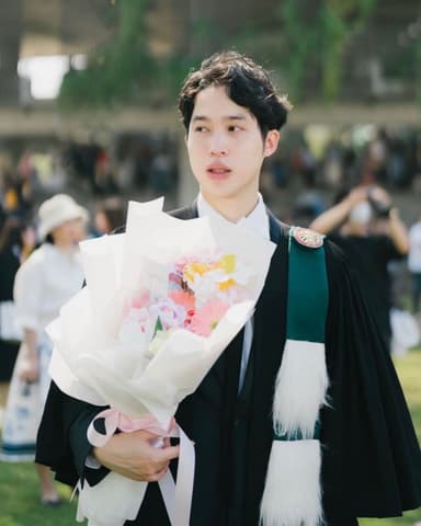 ผลงานรับปริญญา โดย Sunday.graphy ภาพที่ 2