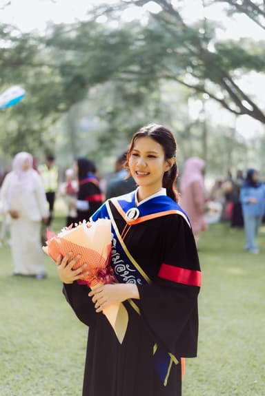 ผลงานรับปริญญา โดย ช่างภาพชื่อภูมิ ภาพที่ 3