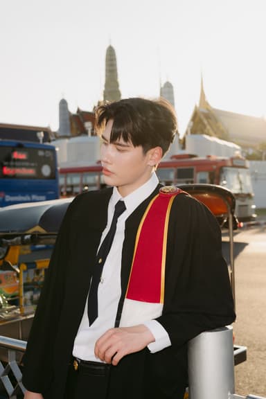 ผลงานรับปริญญา โดย AIY.YOURS ภาพที่ 1